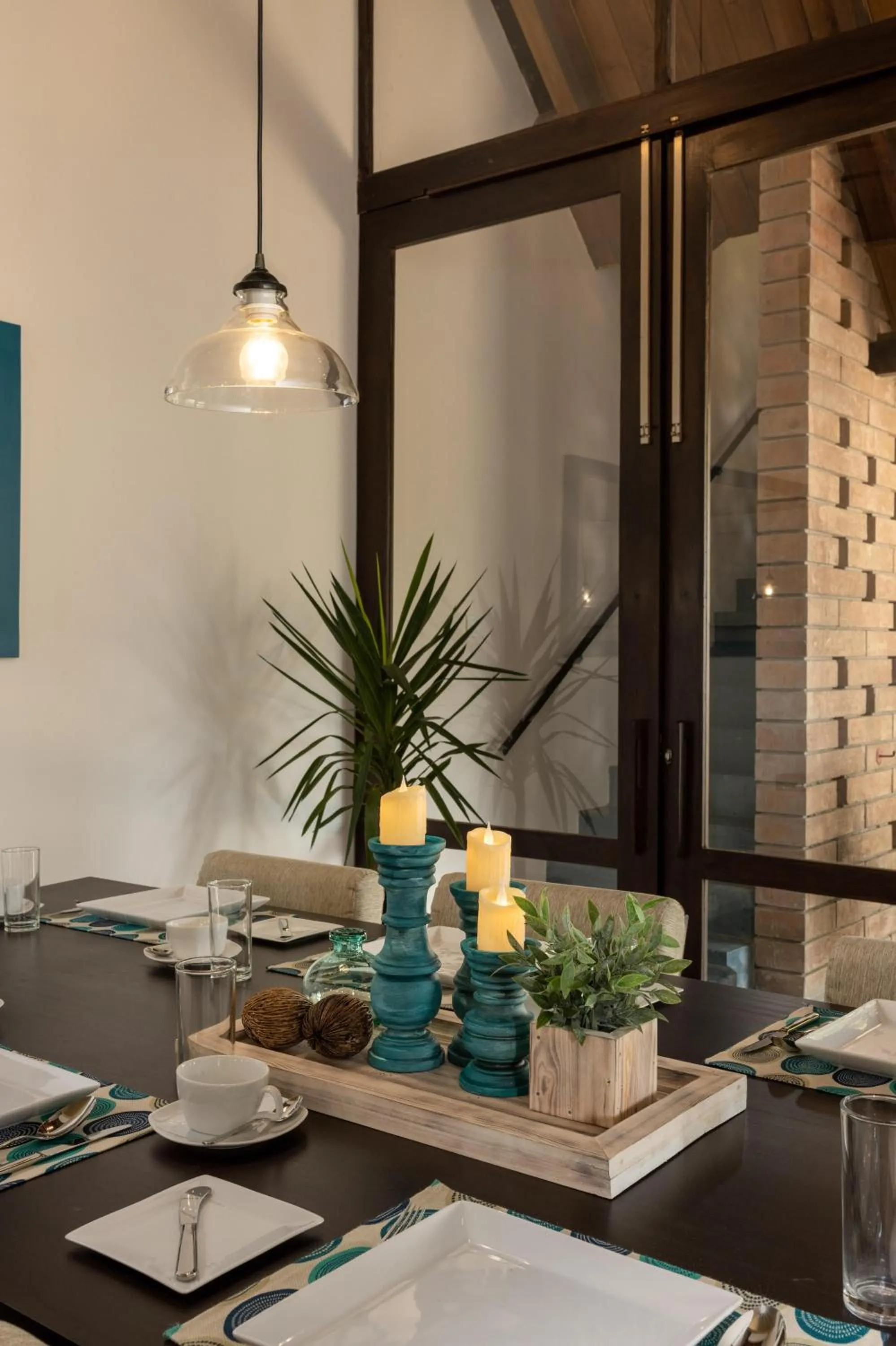 Restaurant/places to eat in Inidi Leisure Luxury Villas