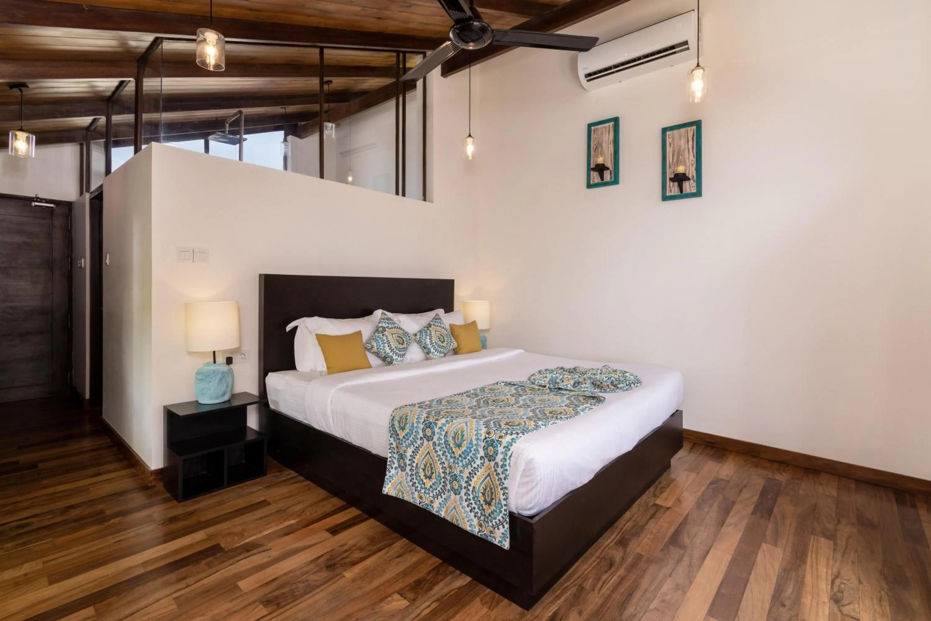 Photo of the whole room in Inidi Leisure Luxury Villas