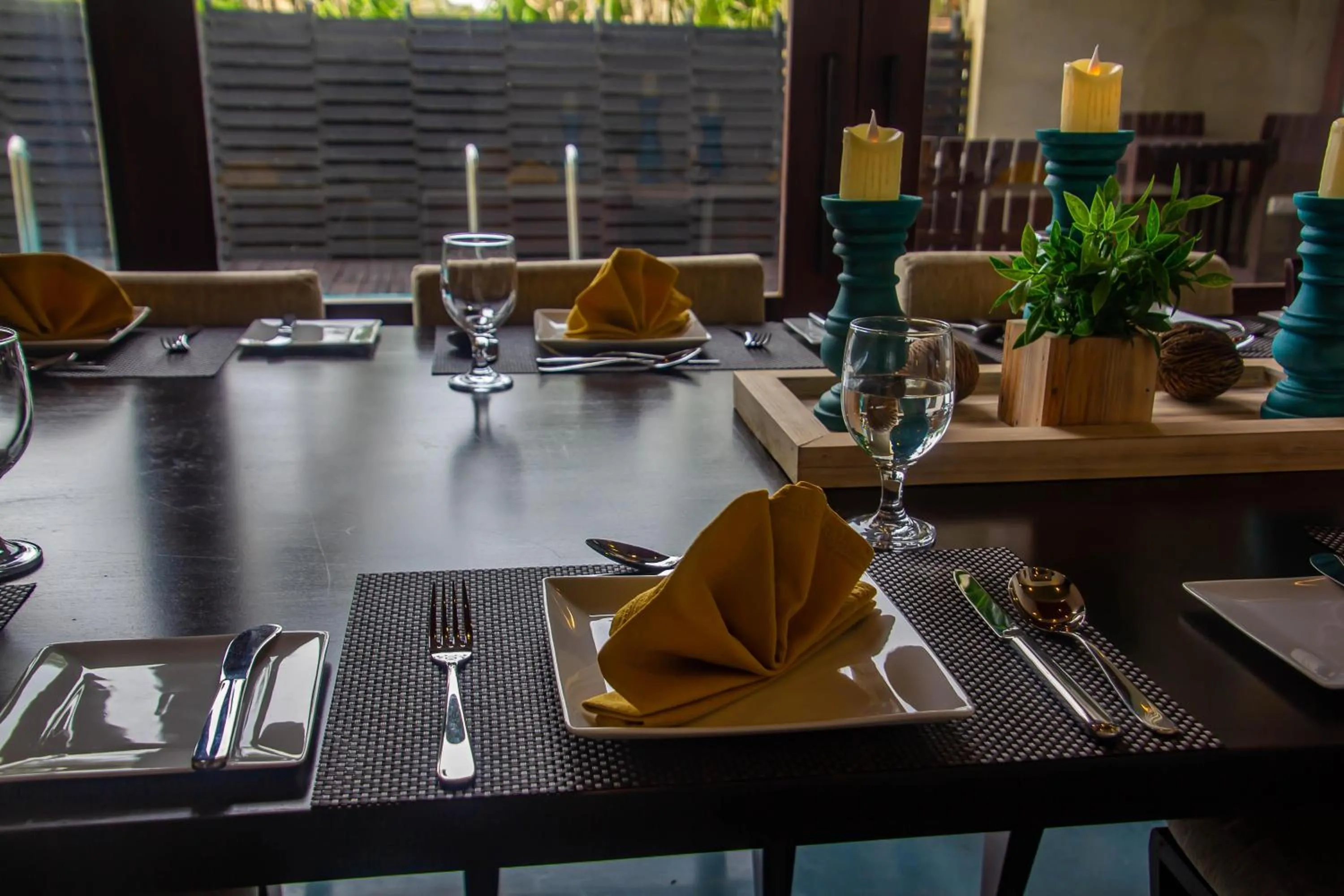 Restaurant/places to eat in Inidi Leisure Luxury Villas