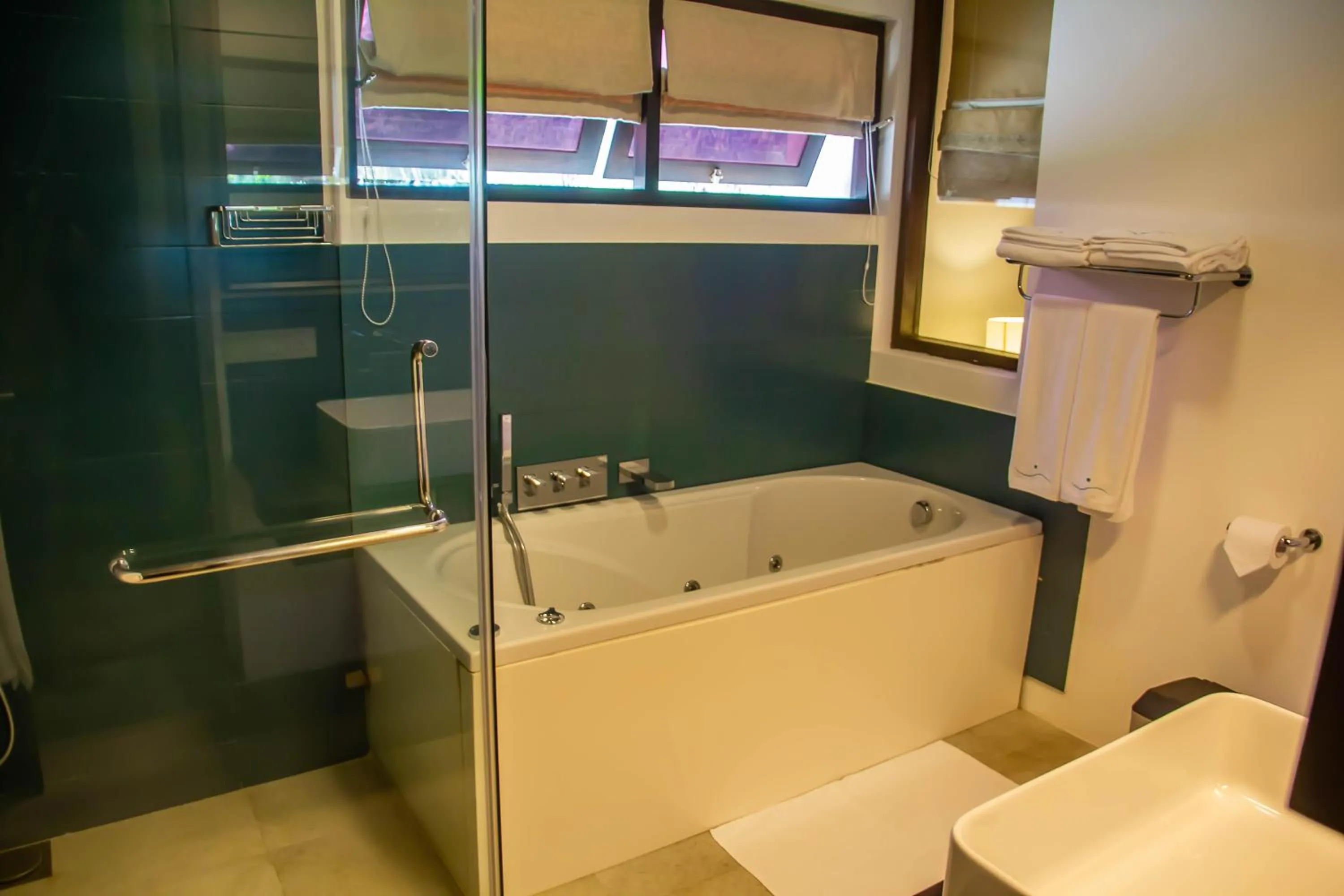 Shower in Inidi Leisure Luxury Villas
