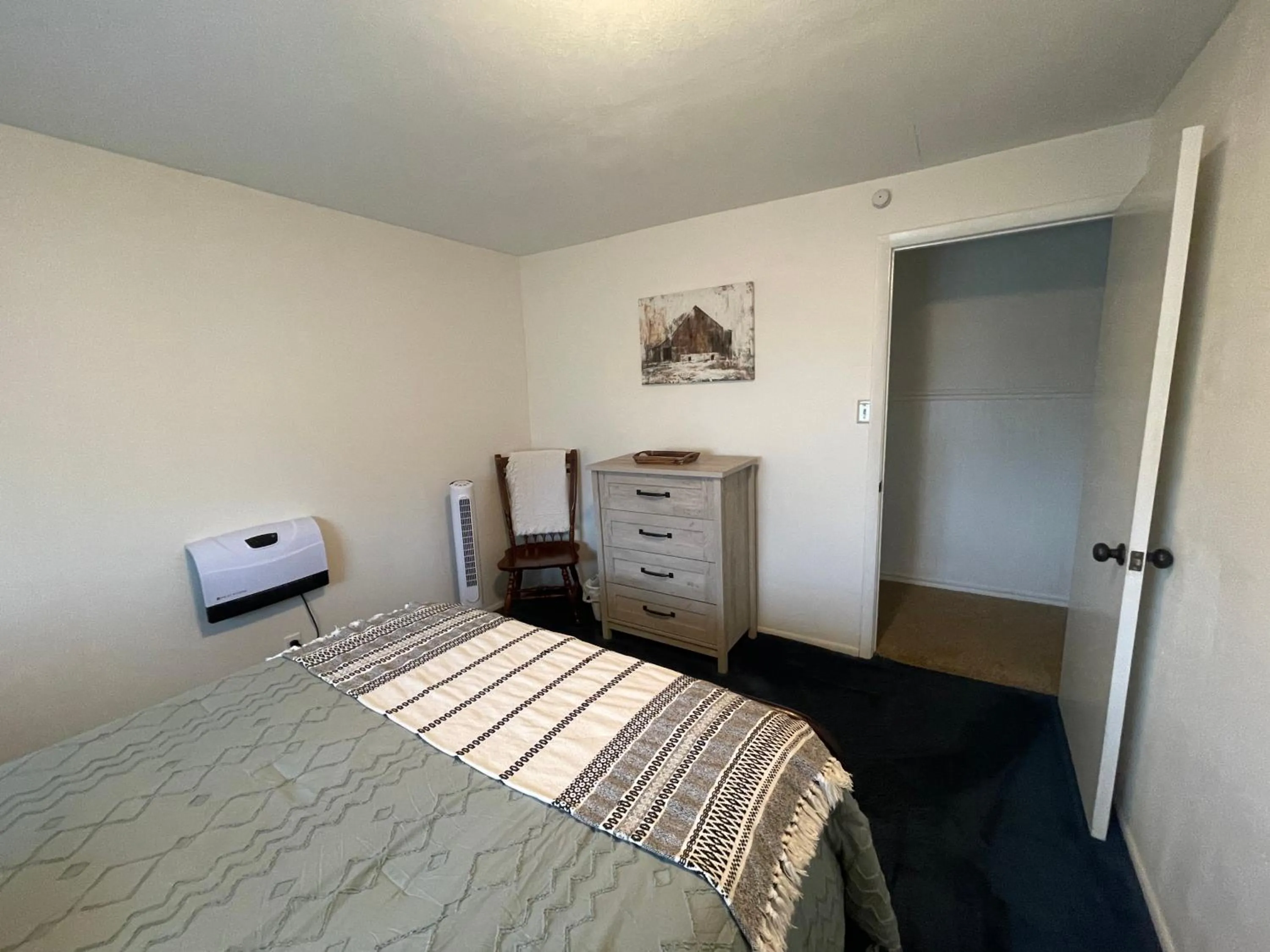 Bed in Callie's Cottage