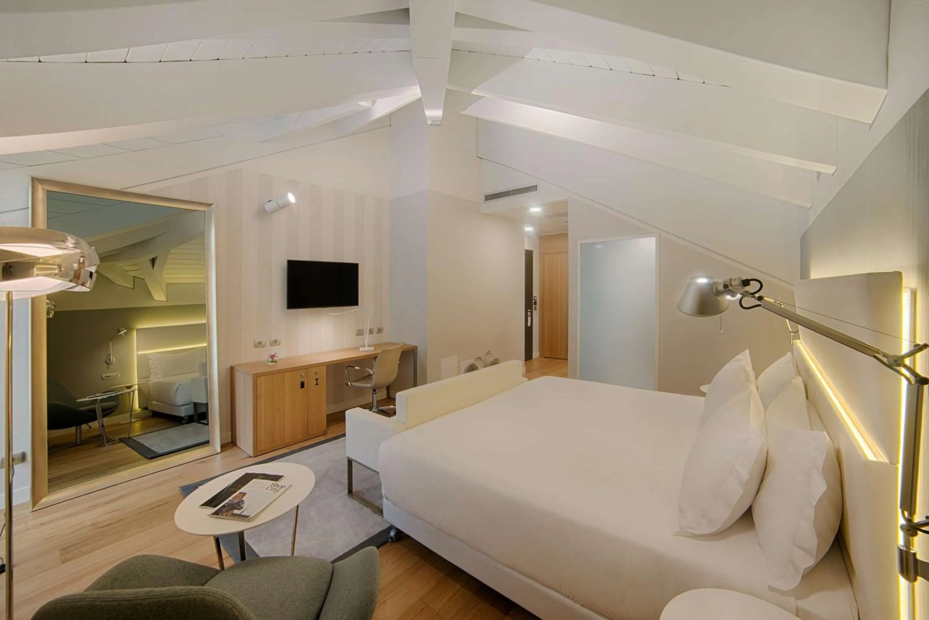 Bedroom, Bed in NH Collection Torino Santo Stefano