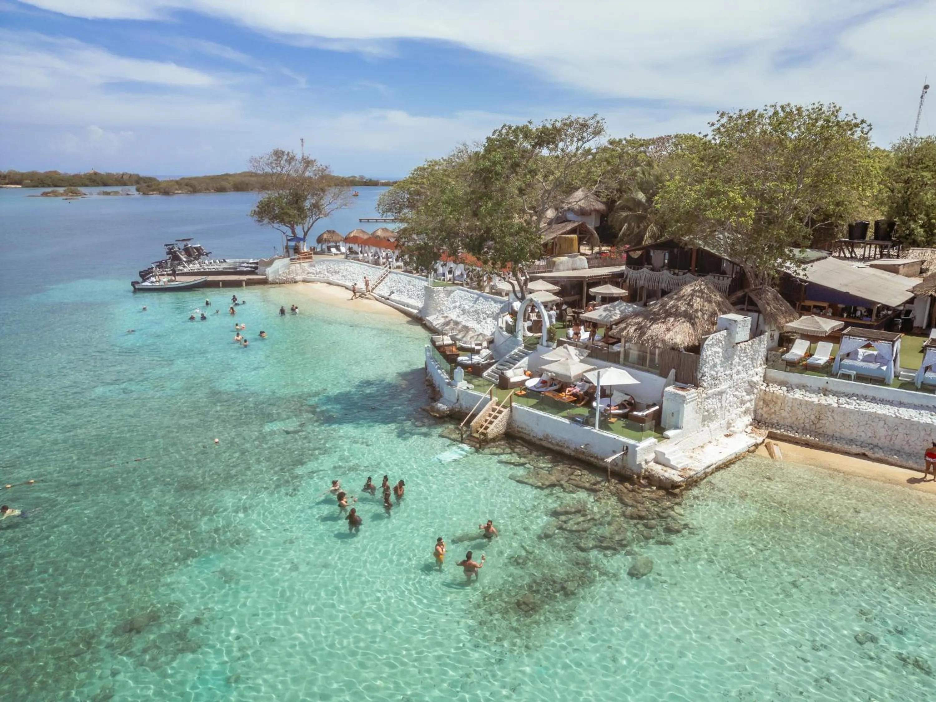 Facade/entrance in Bora Bora Beach Club Cartagena