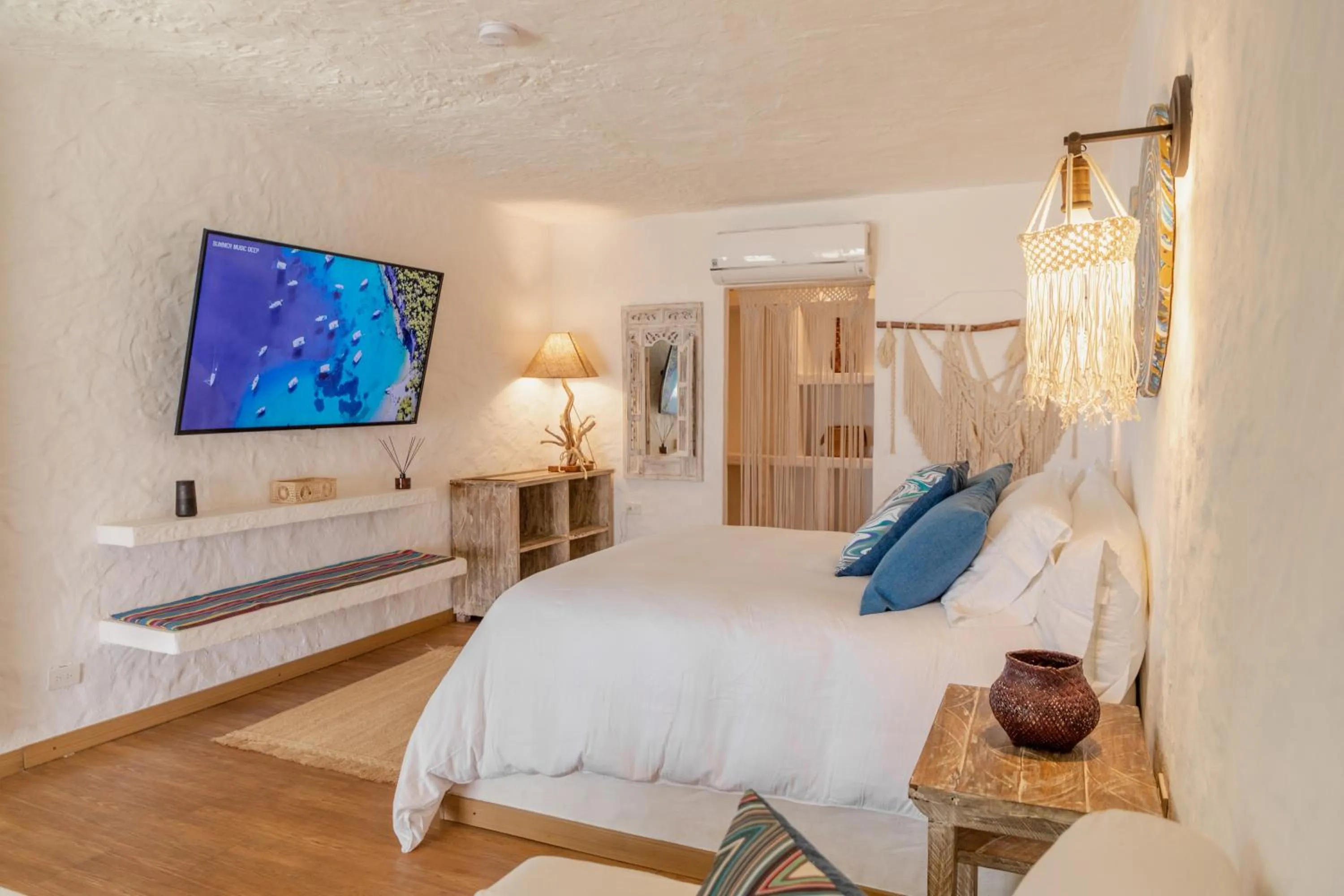 Bed in Bora Bora Beach Club Cartagena