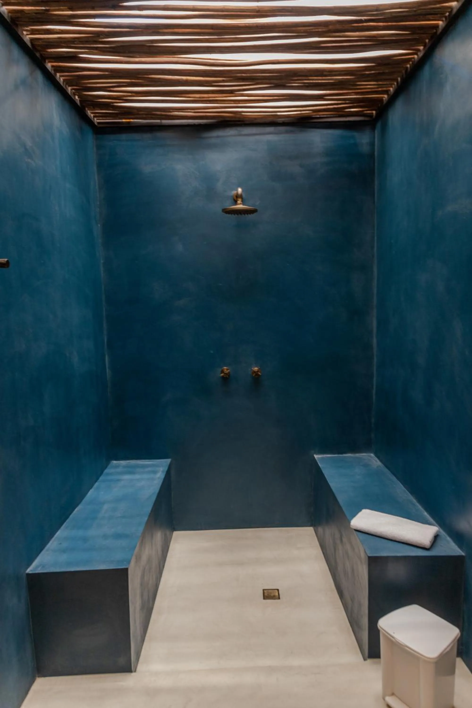 Bathroom in Bora Bora Beach Club Cartagena