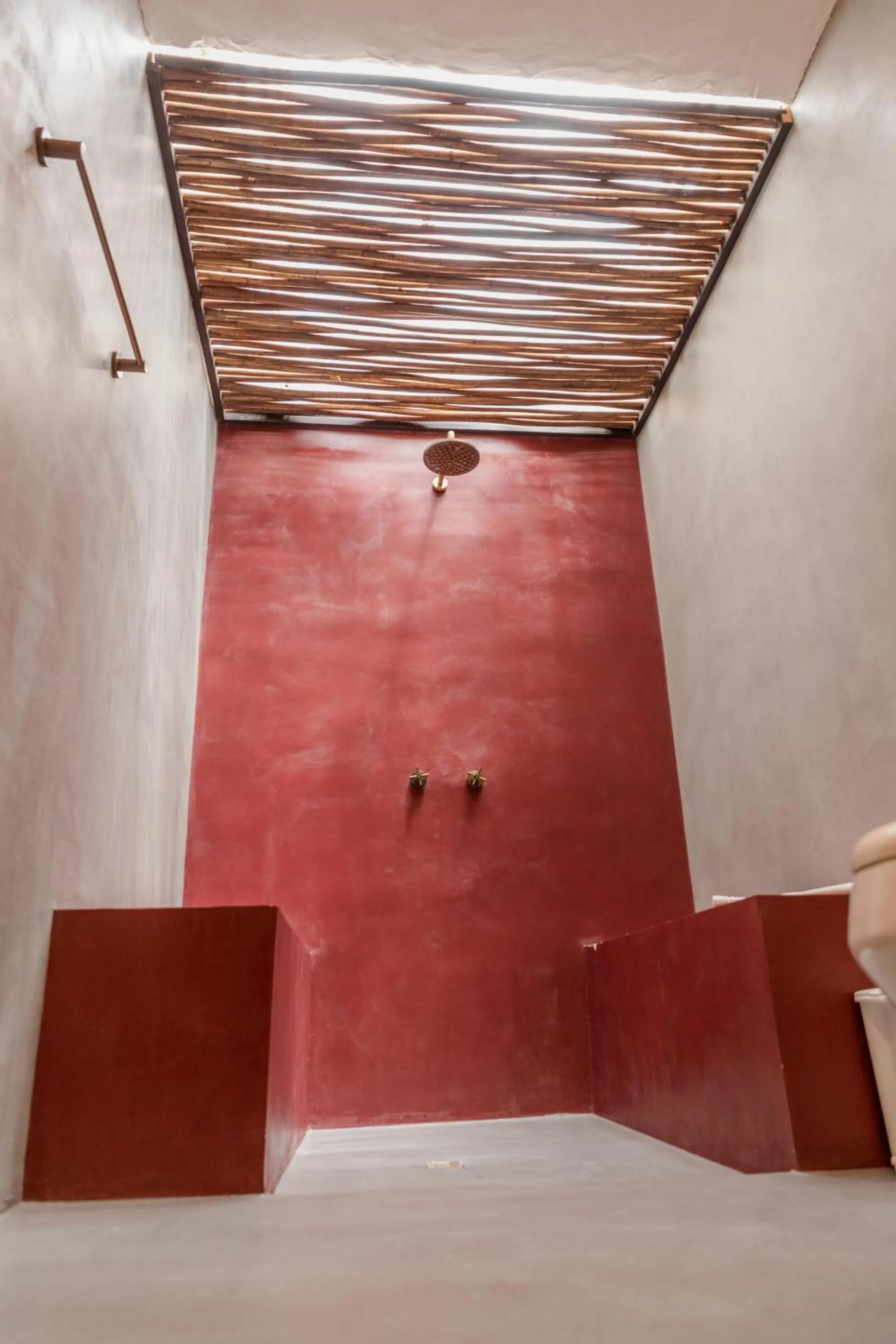 Shower, Bed in Bora Bora Beach Club Cartagena