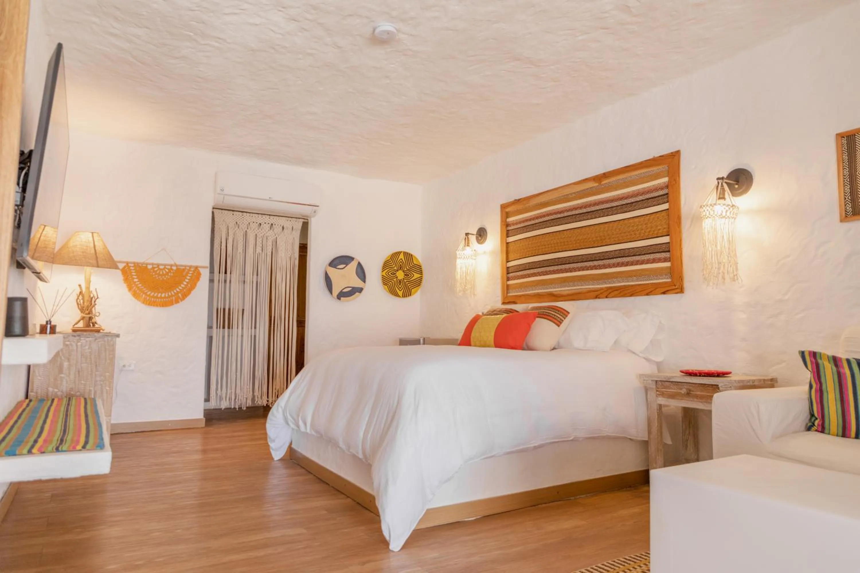 Decorative detail, Bed in Bora Bora Beach Club Cartagena