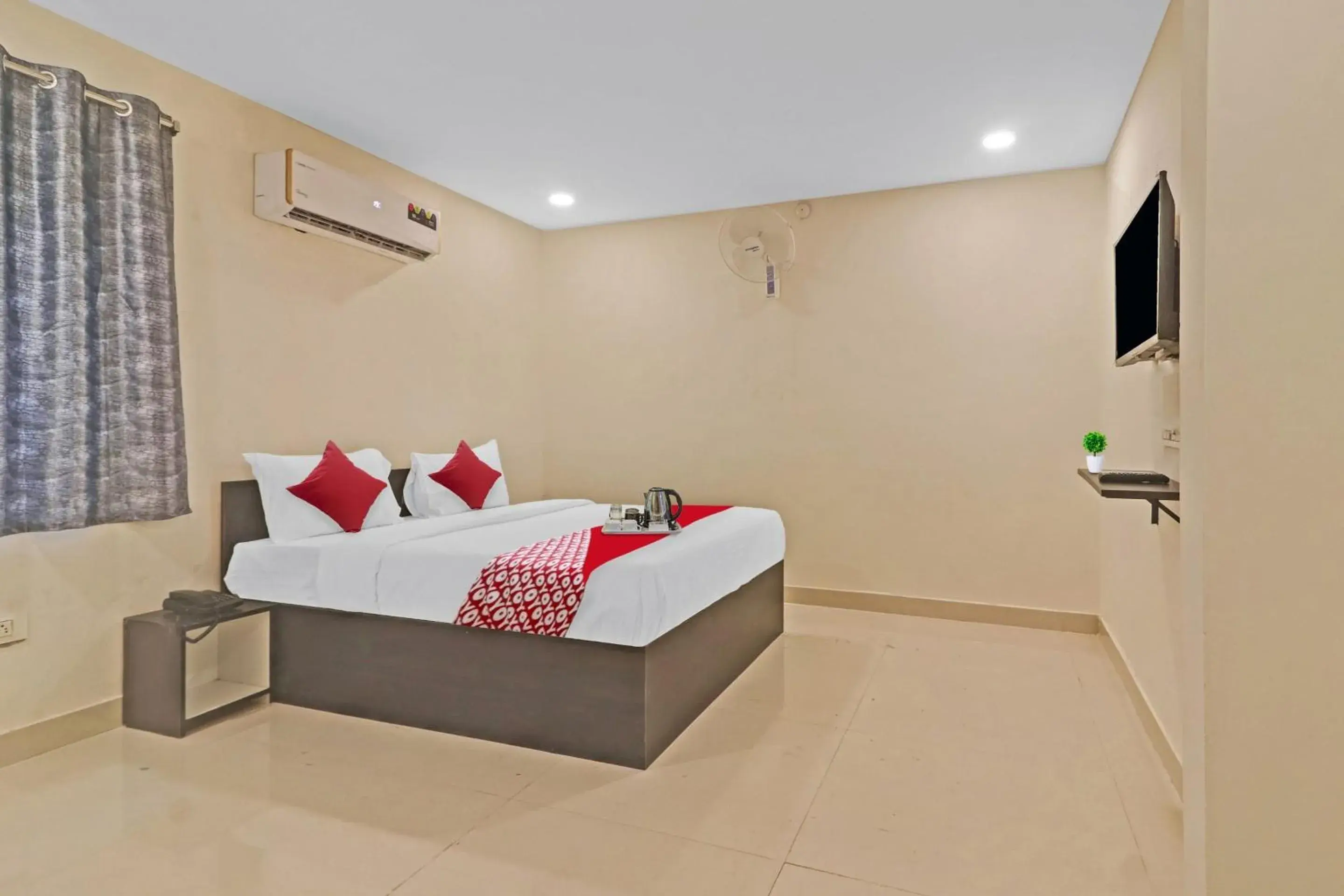 Bedroom, Bed in Super Hotel O City Holiday Bedroom, Bed in Super Hotel O City Holiday