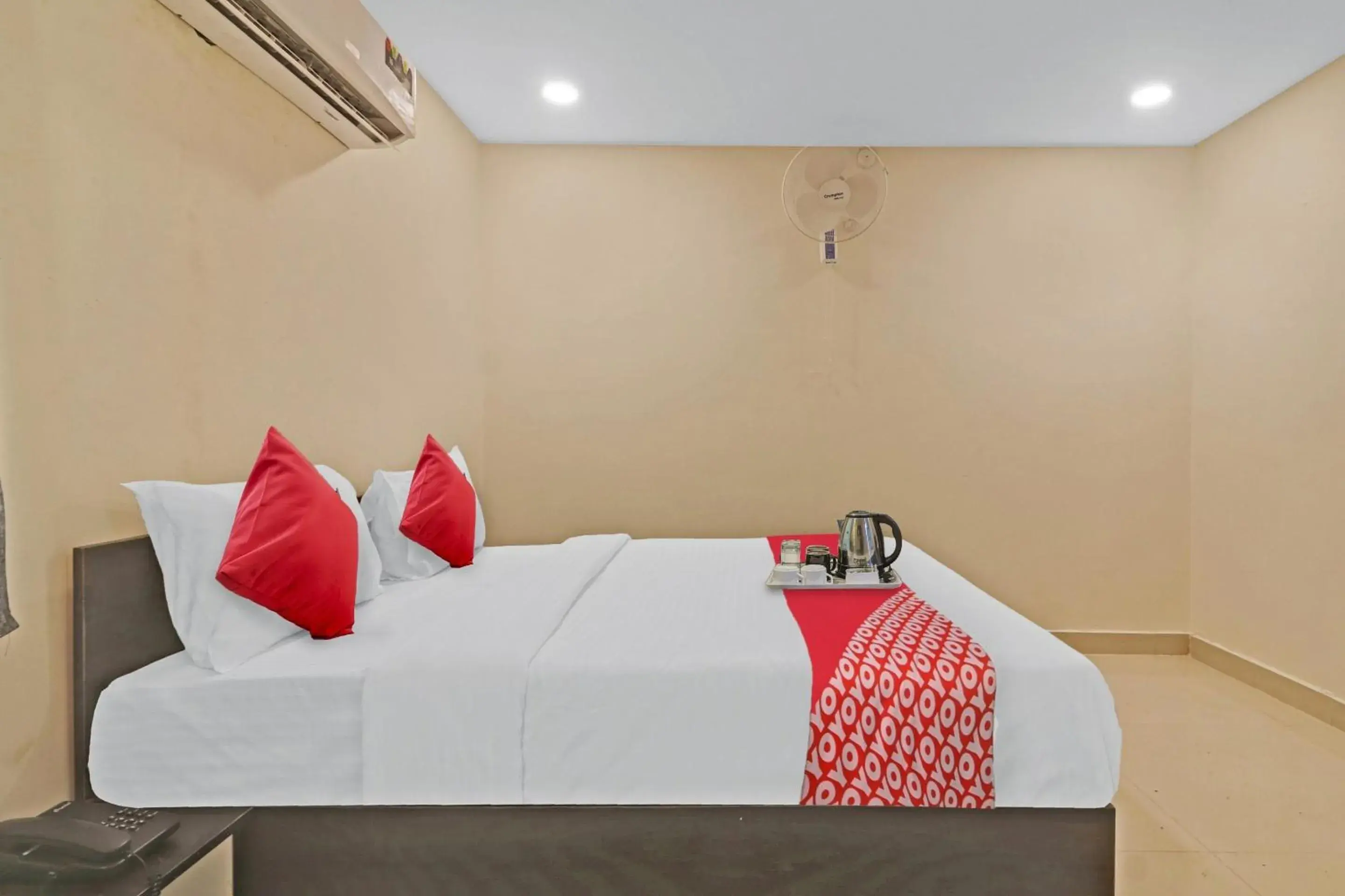 Bedroom, Bed in Super Hotel O City Holiday Bedroom, Bed in Super Hotel O City Holiday