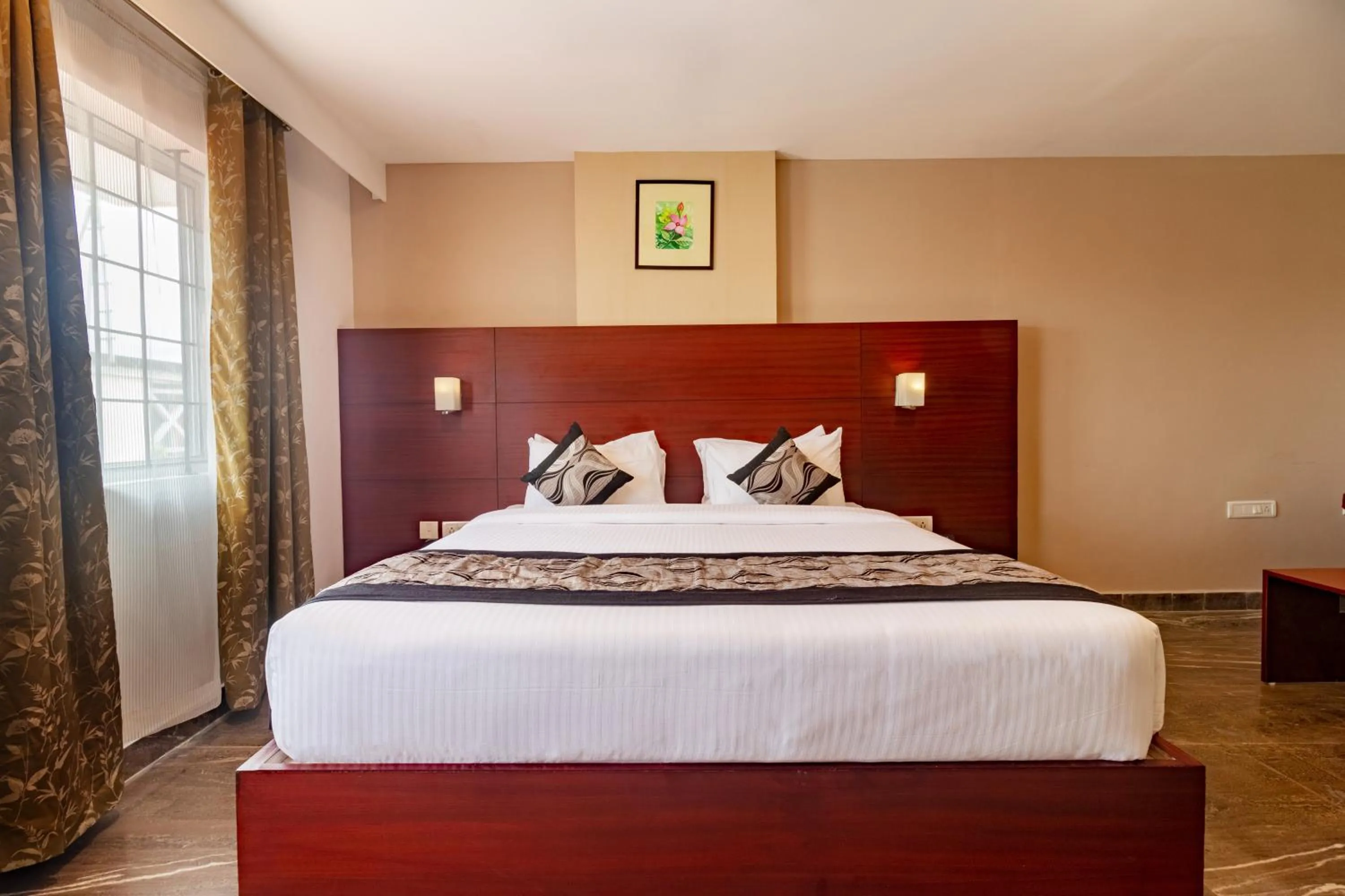 Bedroom, Bed in Zip By Spree Hotels Mangala Towers Thrissur