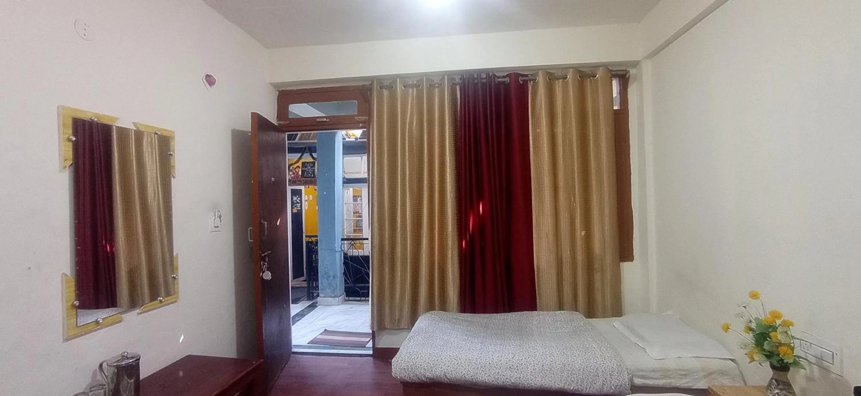Bed in The Prasher Lodge Mall Road Manali