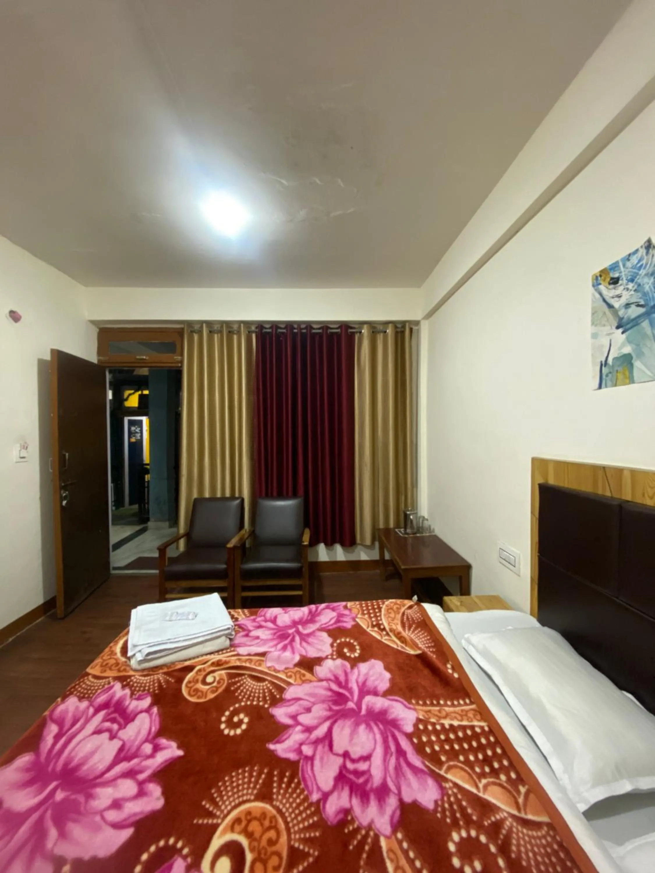 Bed in The Prasher Lodge Mall Road Manali