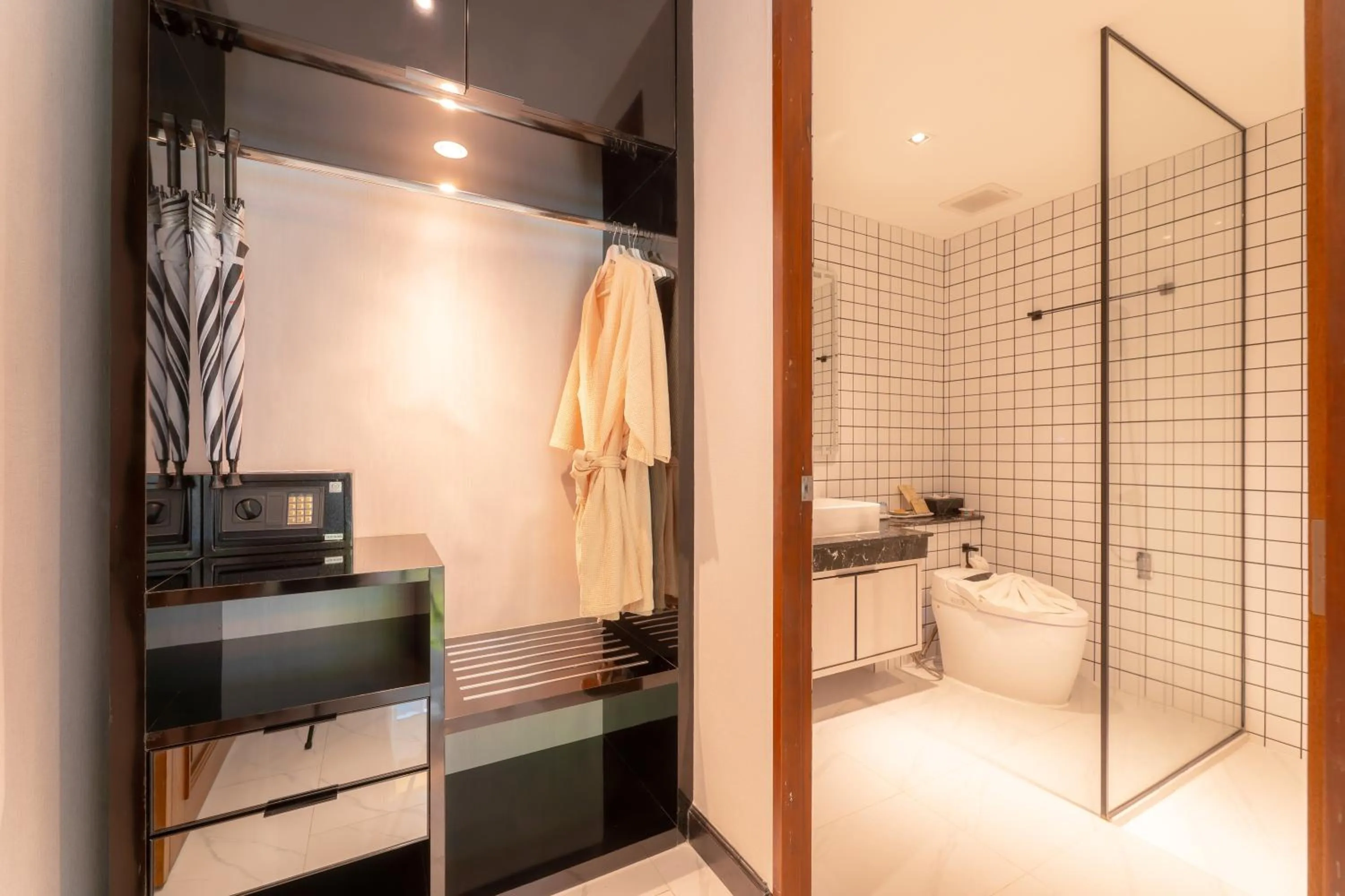 Bathroom, Bed in Verbena Chiangmai