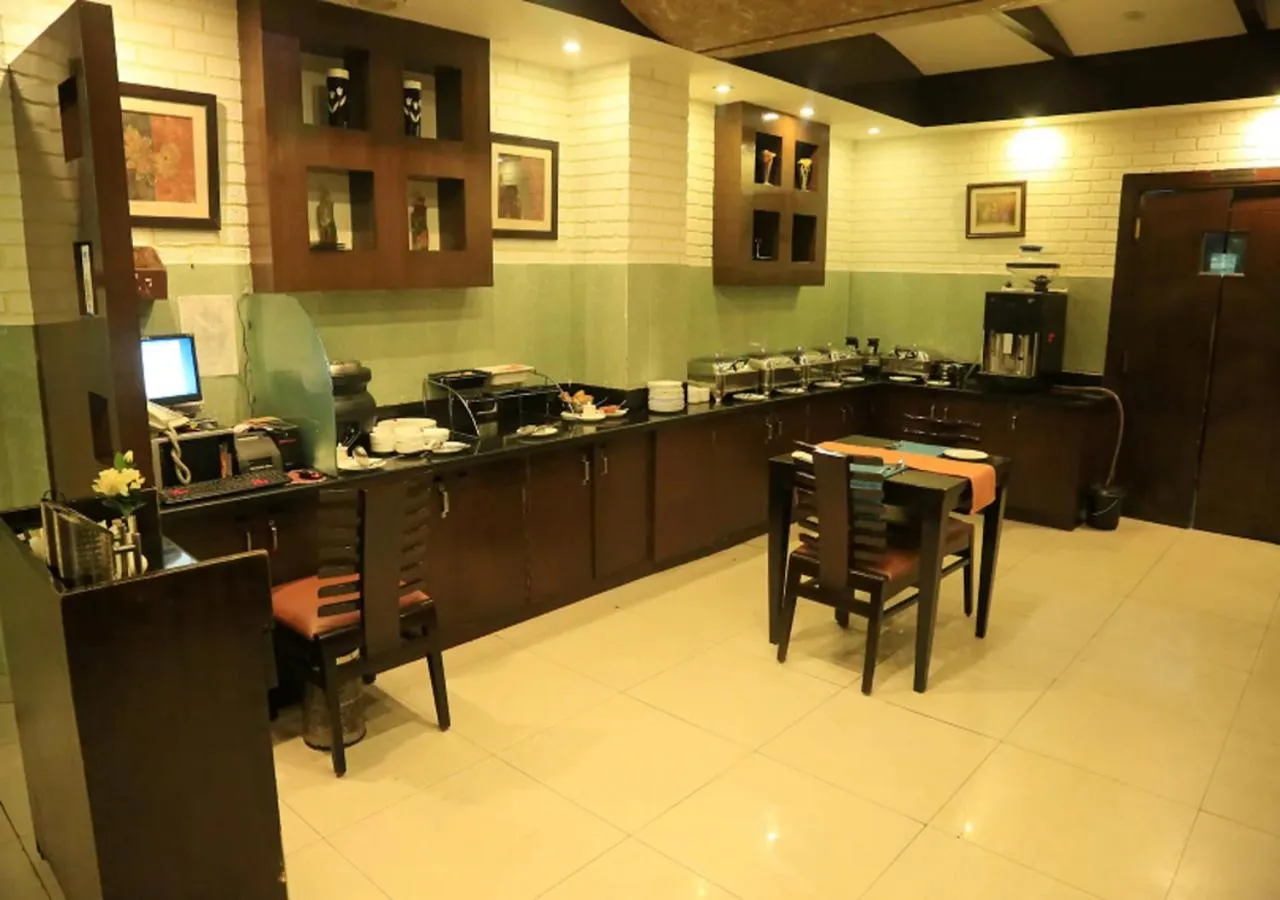 Restaurant/places to eat in Hotel Comfort Inn Bl