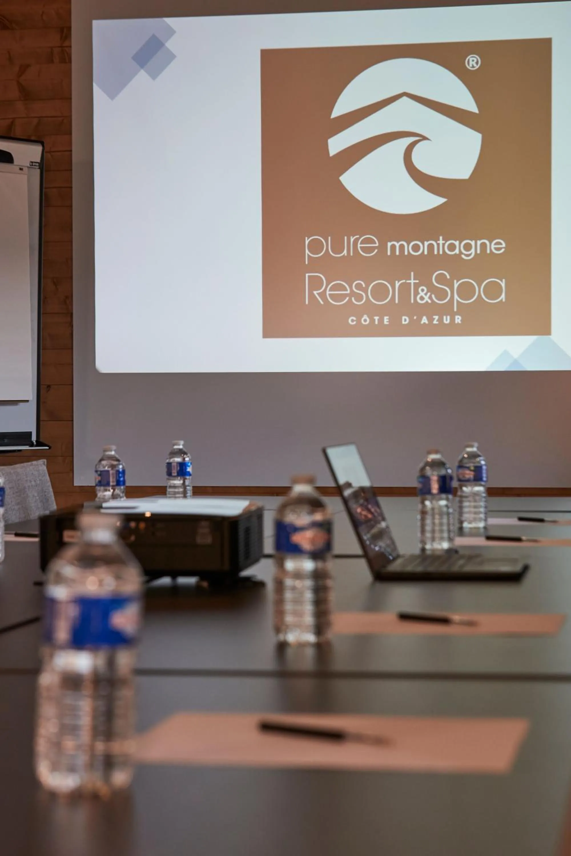Meeting/conference room in Pure Montagne Resort & Spa