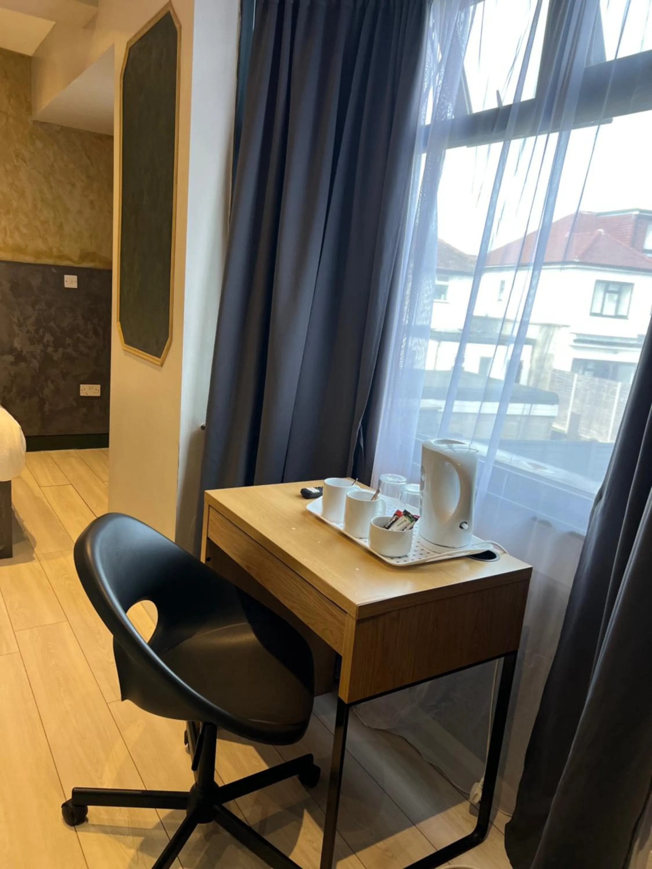 Bed in Paragraph Edmonton