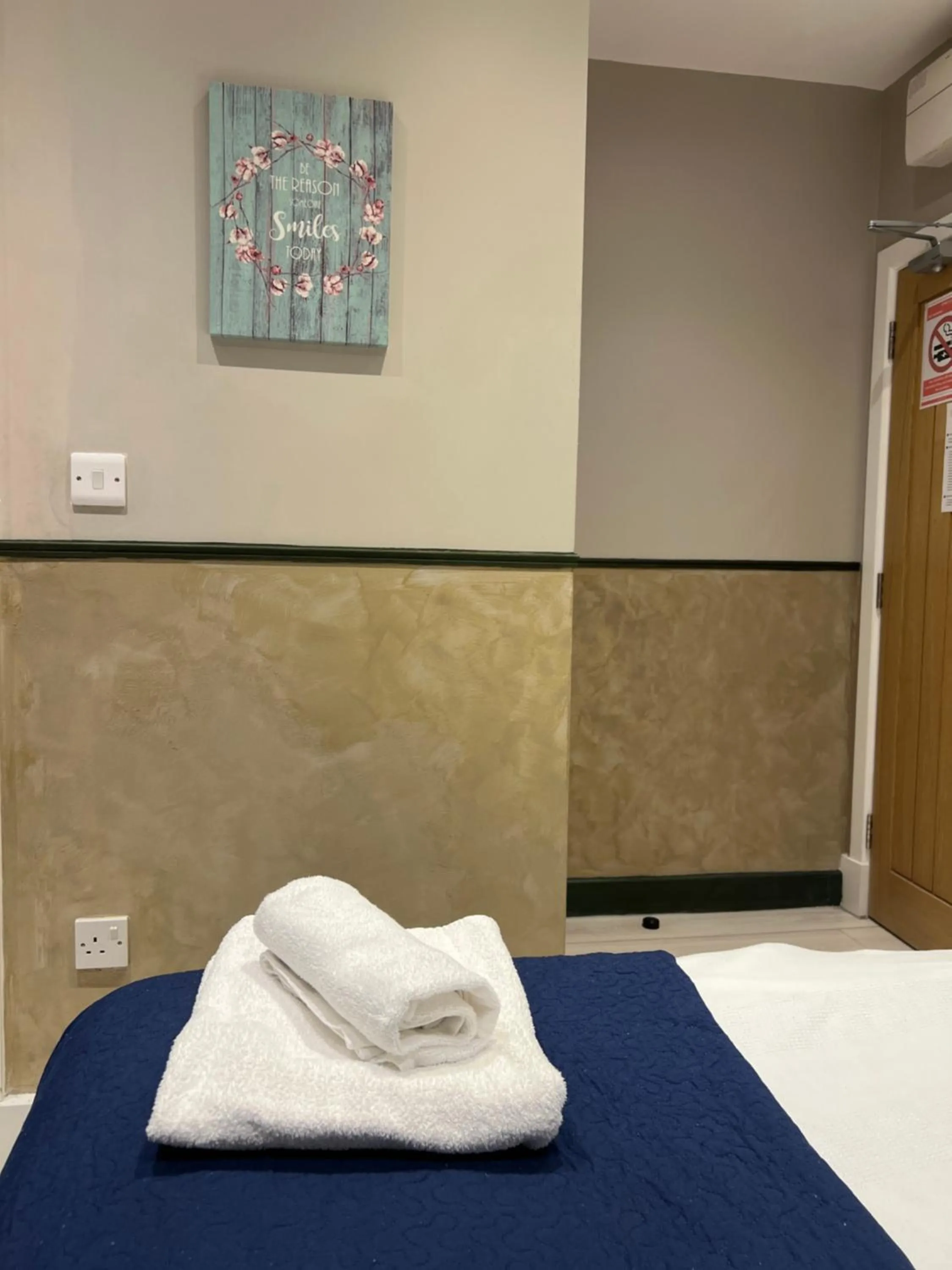 Bed in Paragraph Edmonton