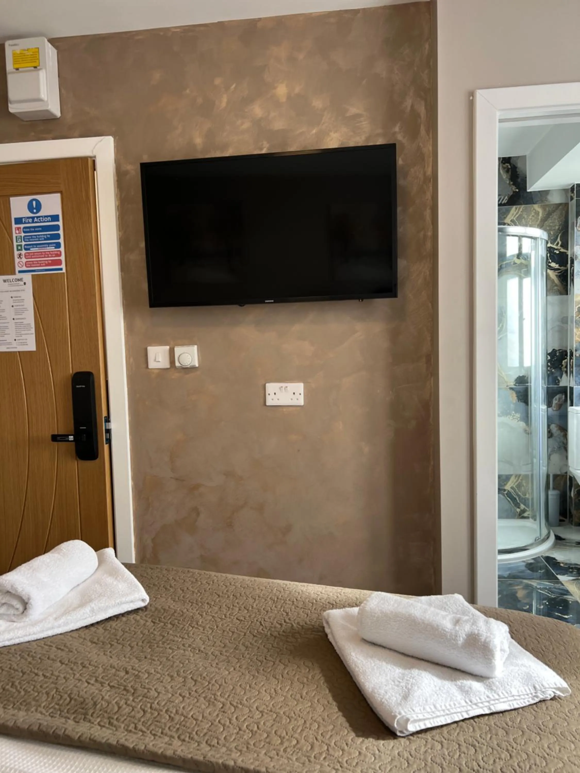 Bed in Paragraph Edmonton