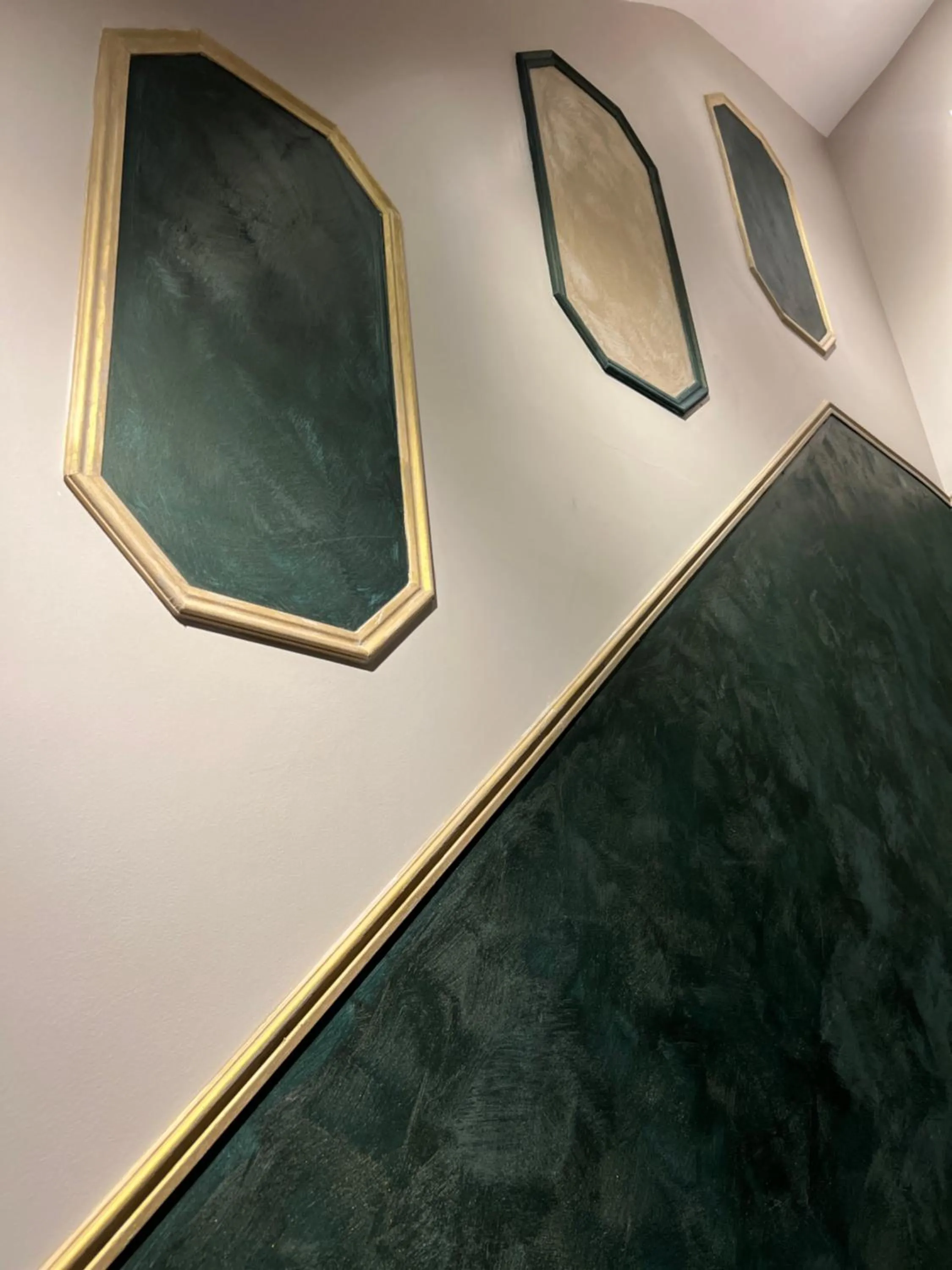 Decorative detail in Paragraph Edmonton