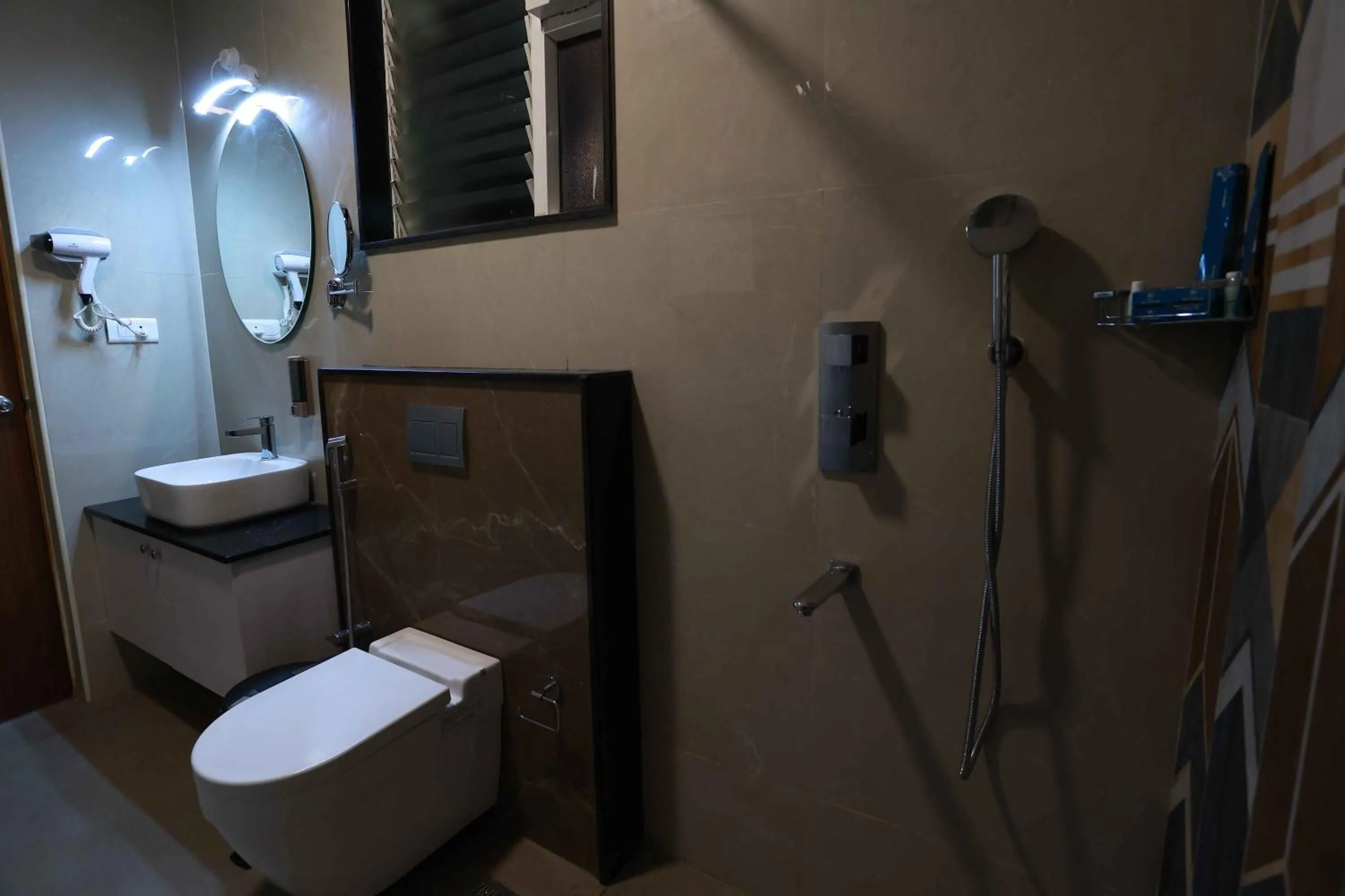 Bathroom in HOTEL BLUEMOON