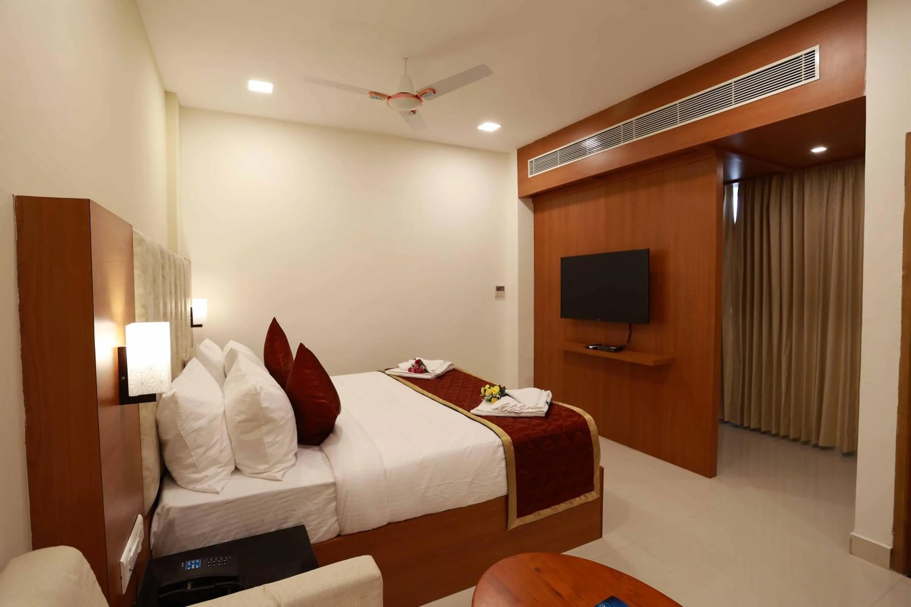 Photo of the whole room, Bed in HOTEL BLUEMOON