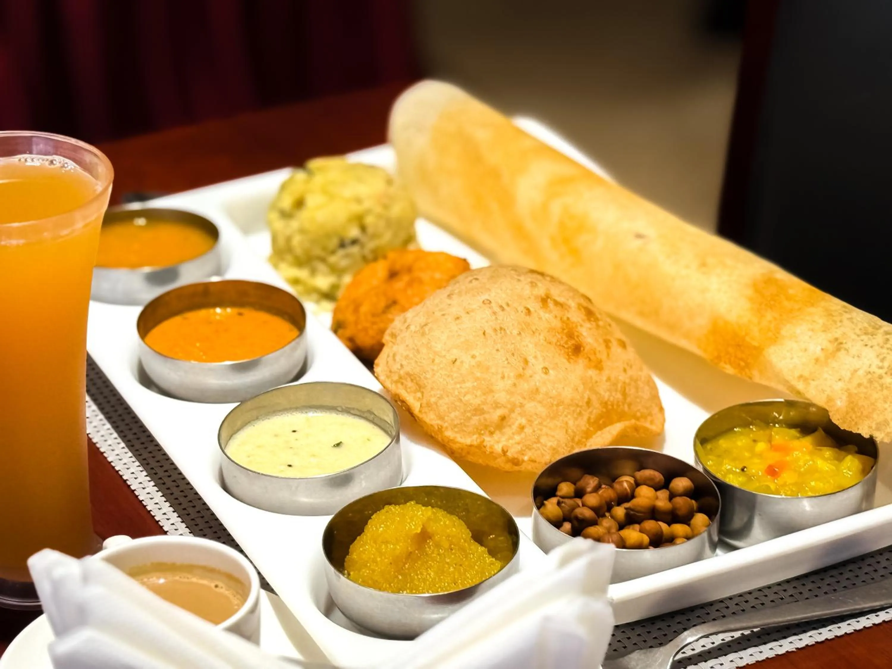 Breakfast in HOTEL BLUEMOON