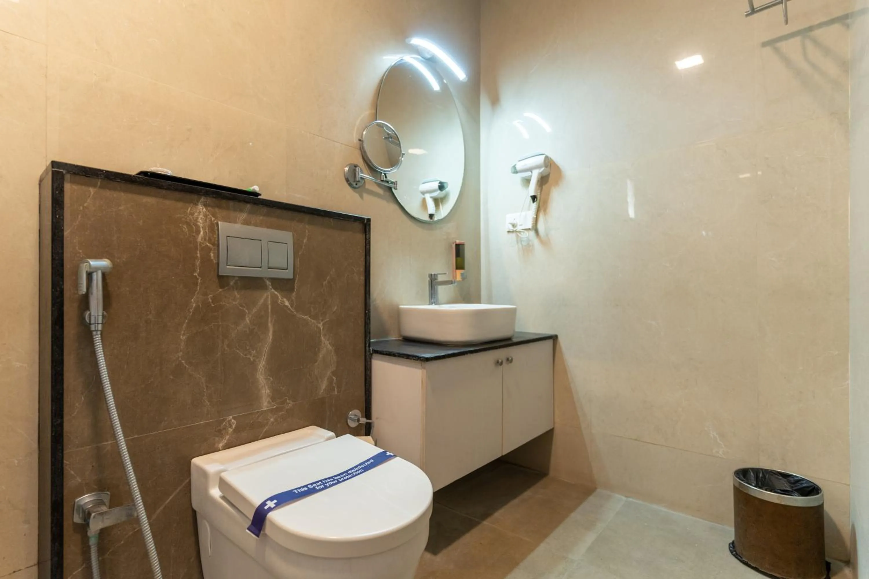 towels in HOTEL BLUEMOON