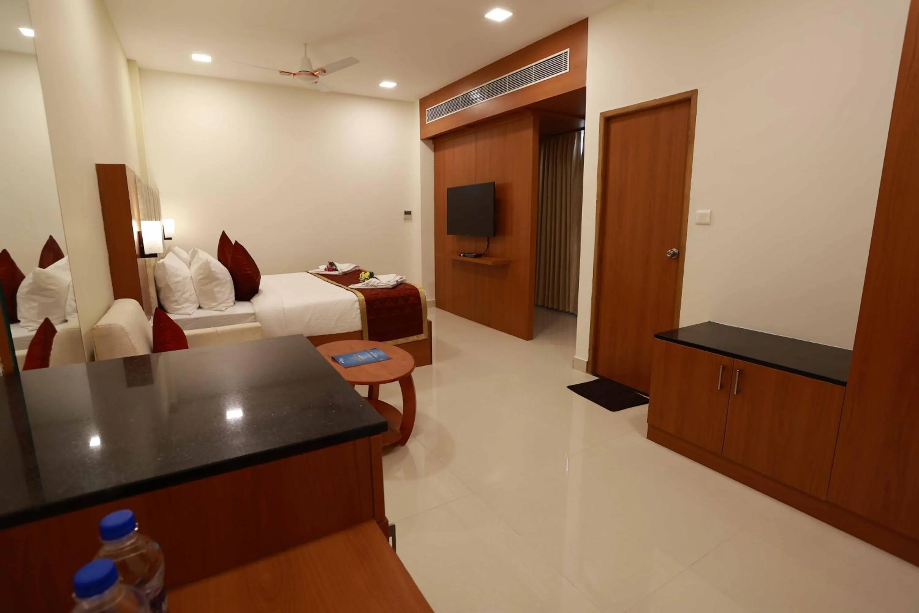 Photo of the whole room in HOTEL BLUEMOON