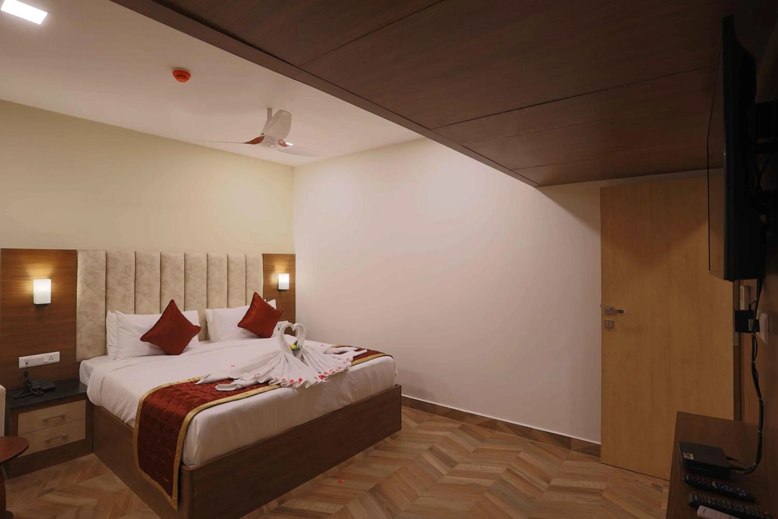 Bedroom, Bed in HOTEL BLUEMOON