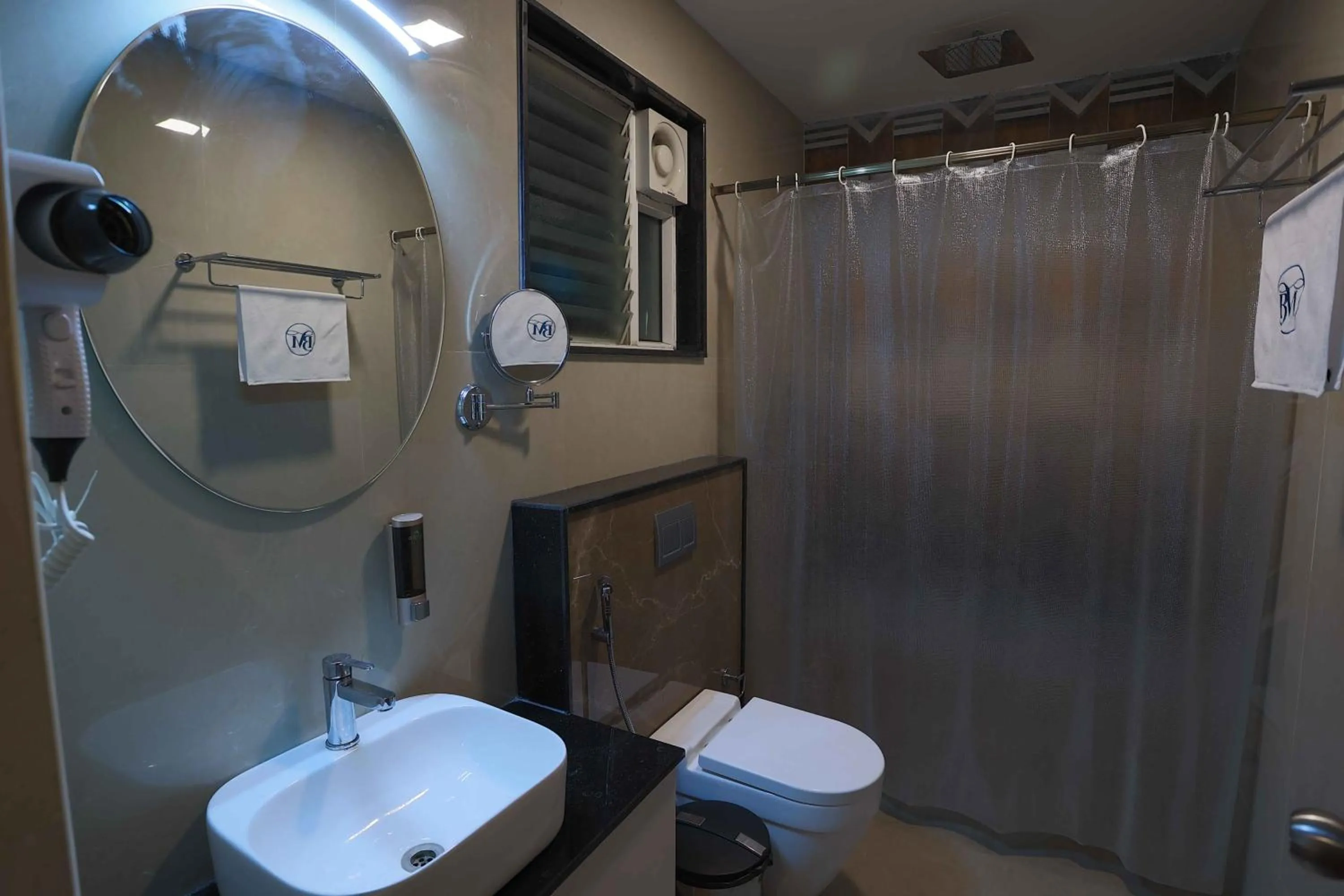 Bathroom in HOTEL BLUEMOON