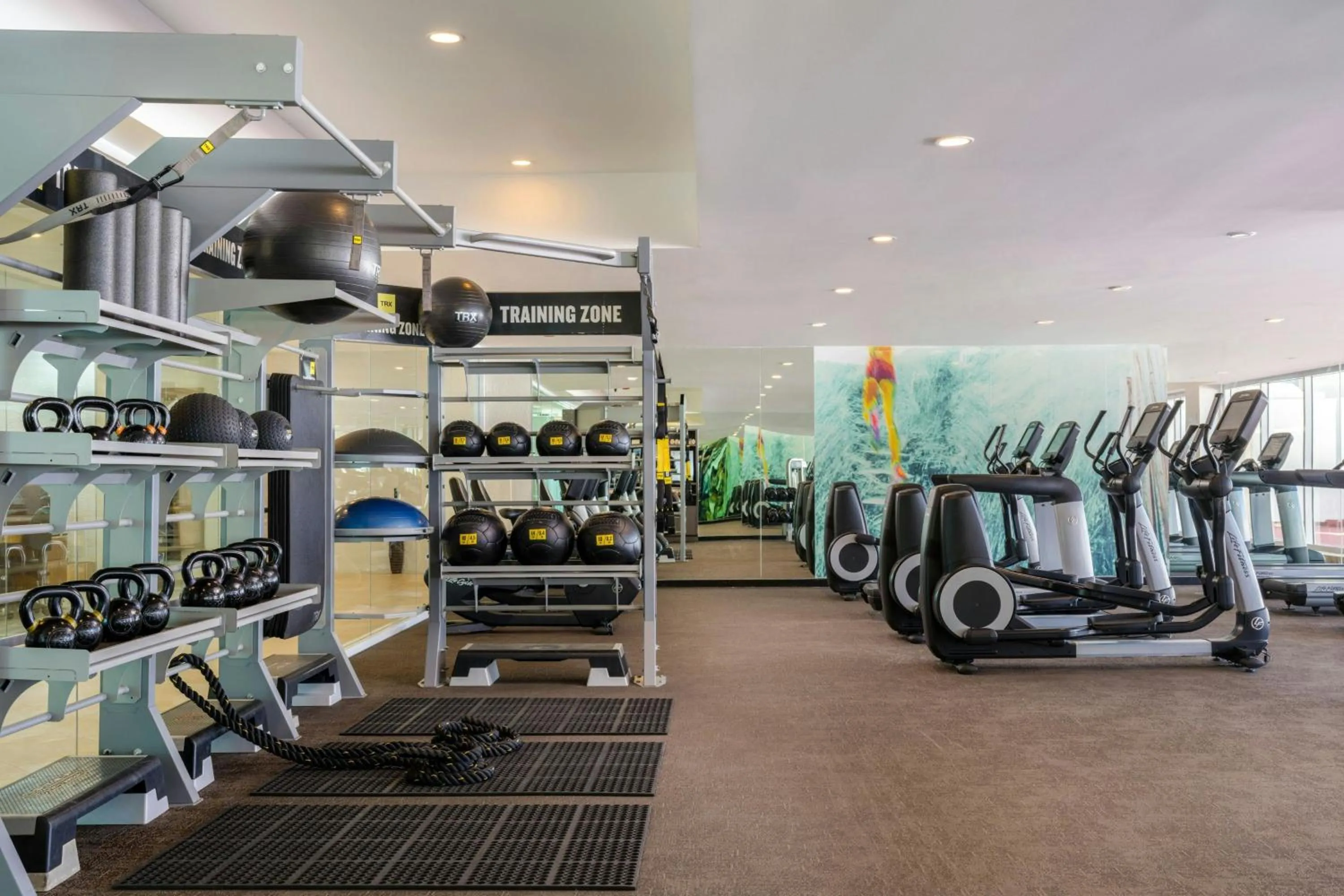 Fitness centre/facilities in The Westin Cancun Resort Villas & Spa