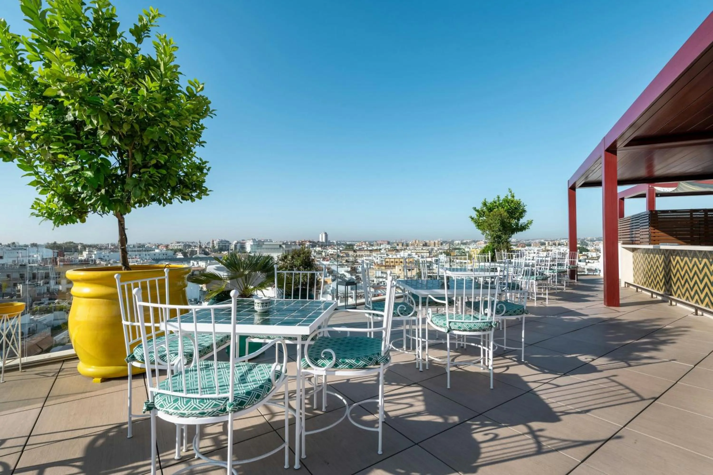 Lounge or bar in Querencia de Sevilla, Autograph Collection