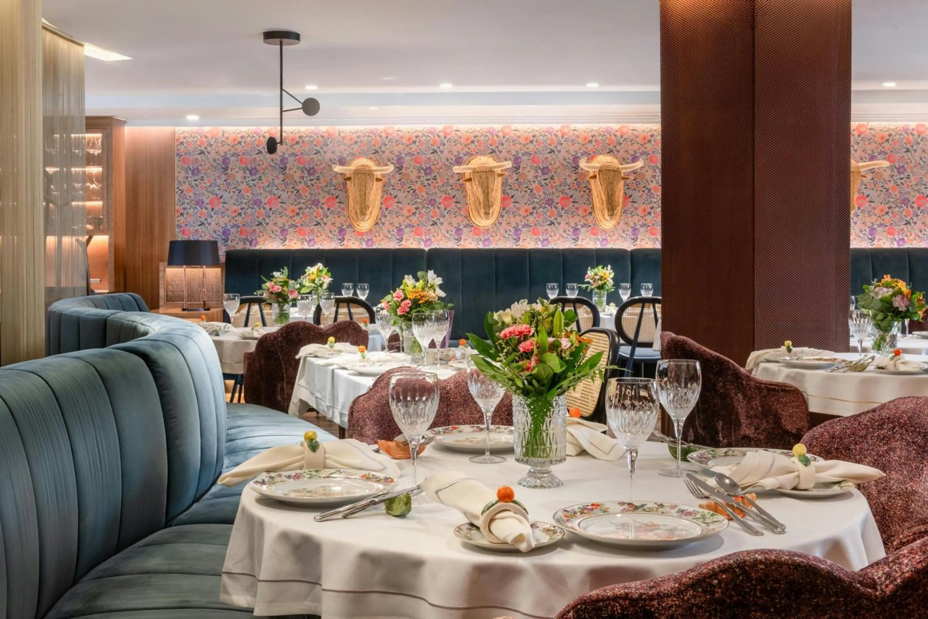 Restaurant/places to eat in Querencia de Sevilla, Autograph Collection