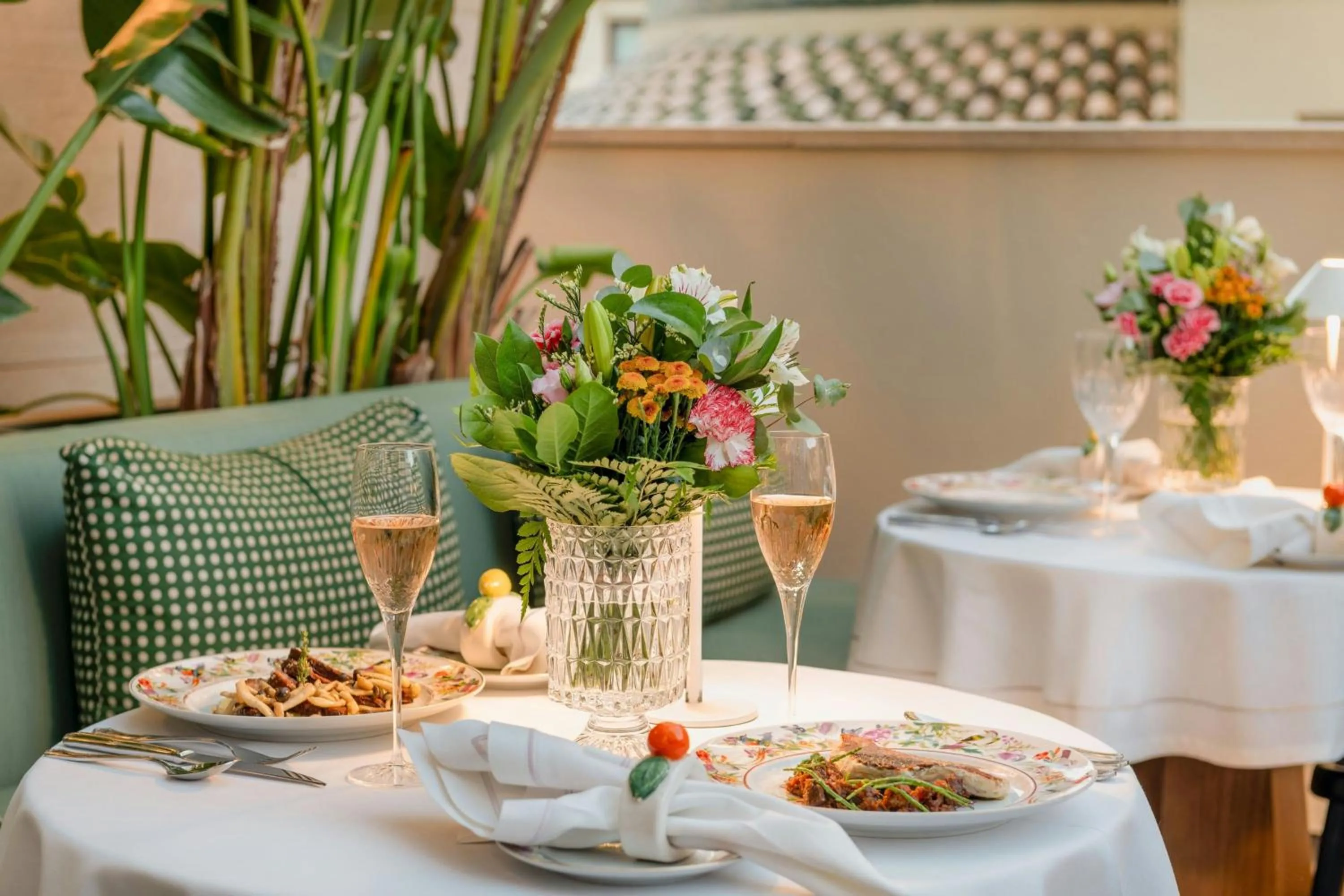 Restaurant/places to eat in Querencia de Sevilla, Autograph Collection