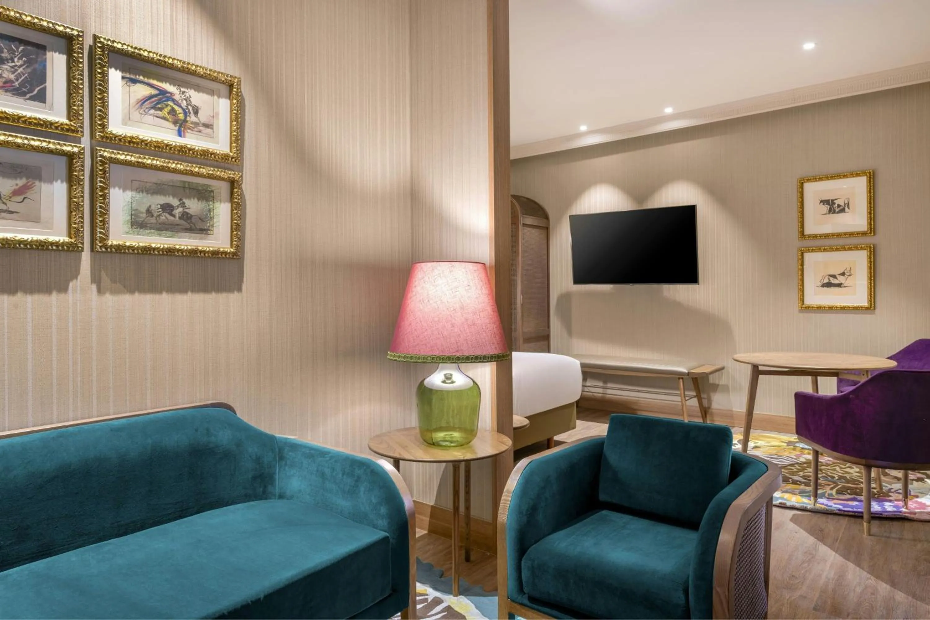 Photo of the whole room in Querencia de Sevilla, Autograph Collection