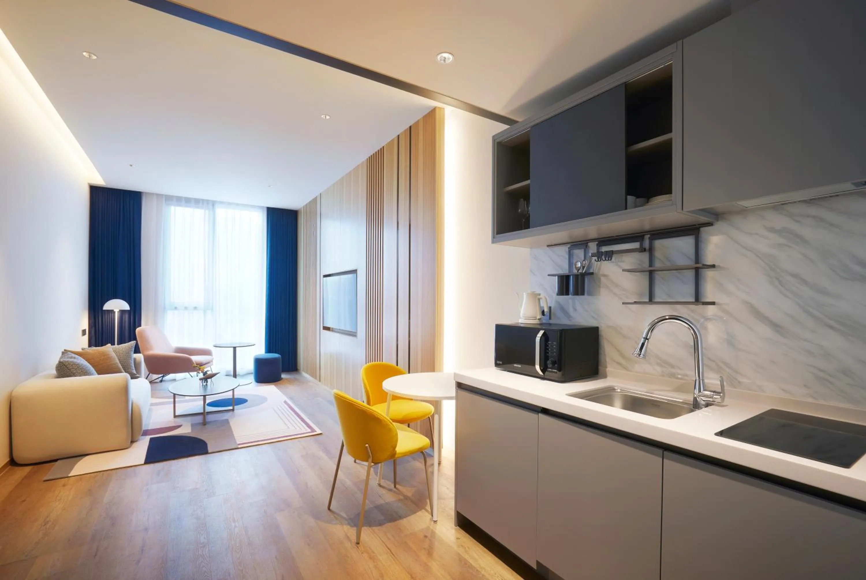 Living room in voco Seoul Gangnam by IHG