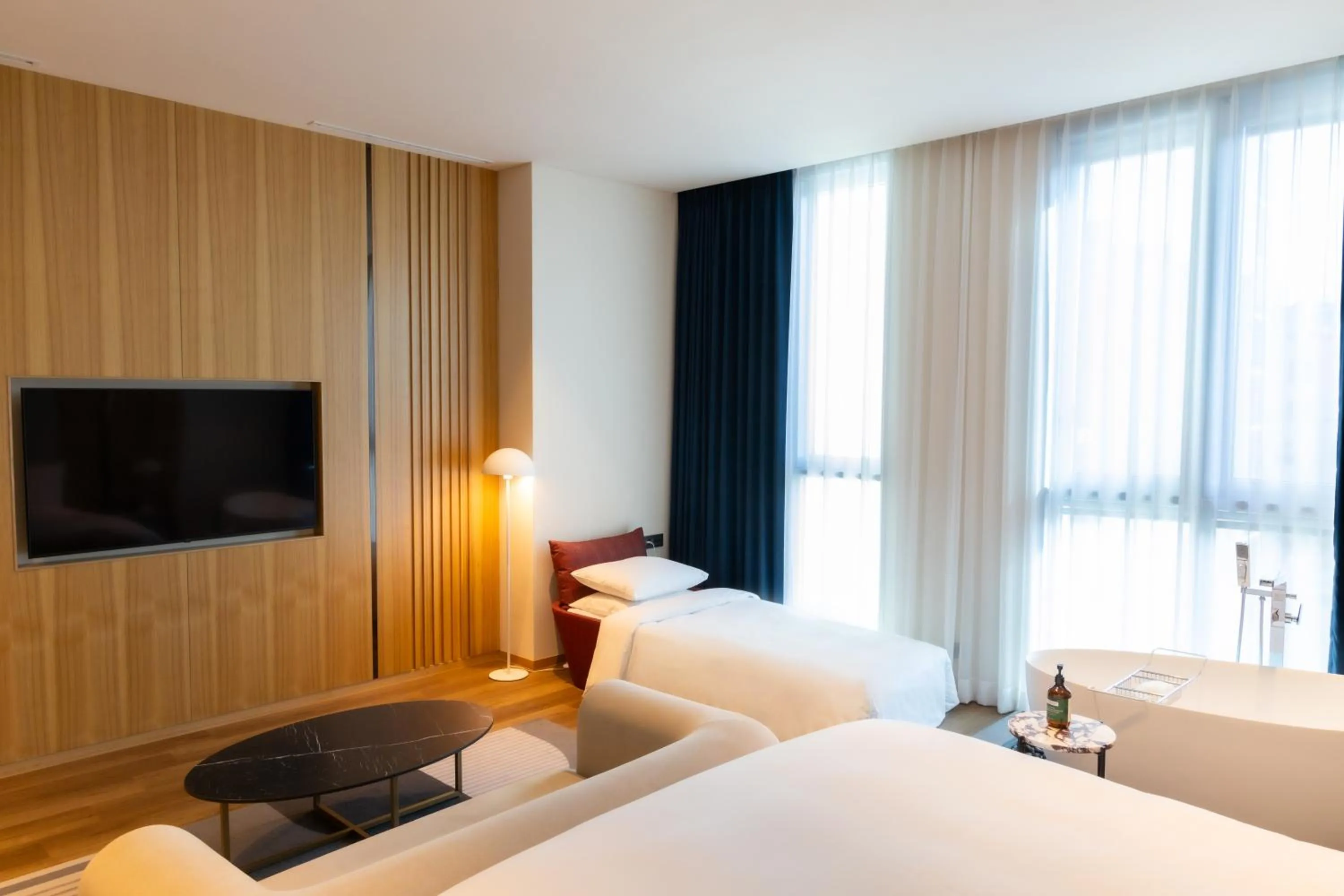 Bed in voco Seoul Gangnam by IHG