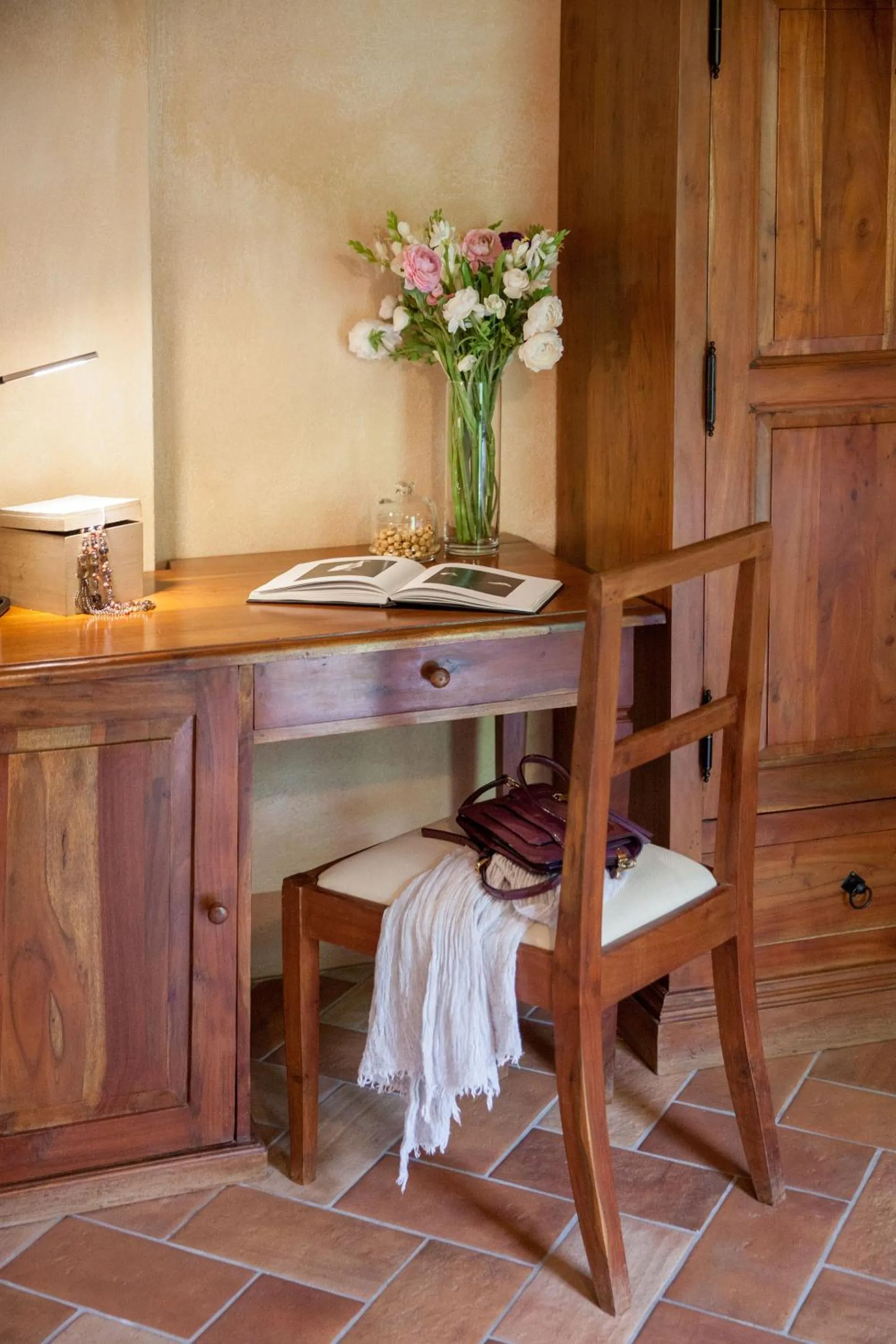 wardrobe in Relais Montemarino