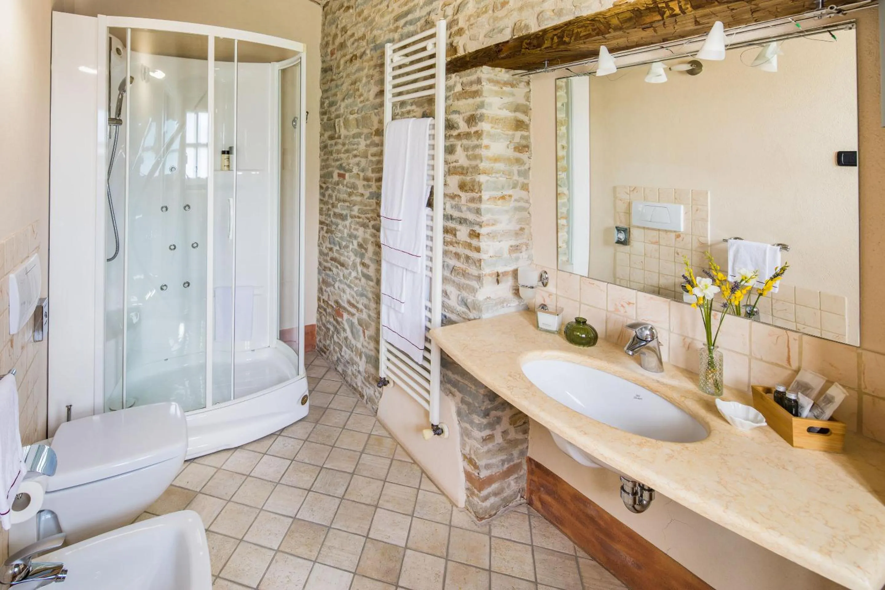 Shower in Relais Montemarino
