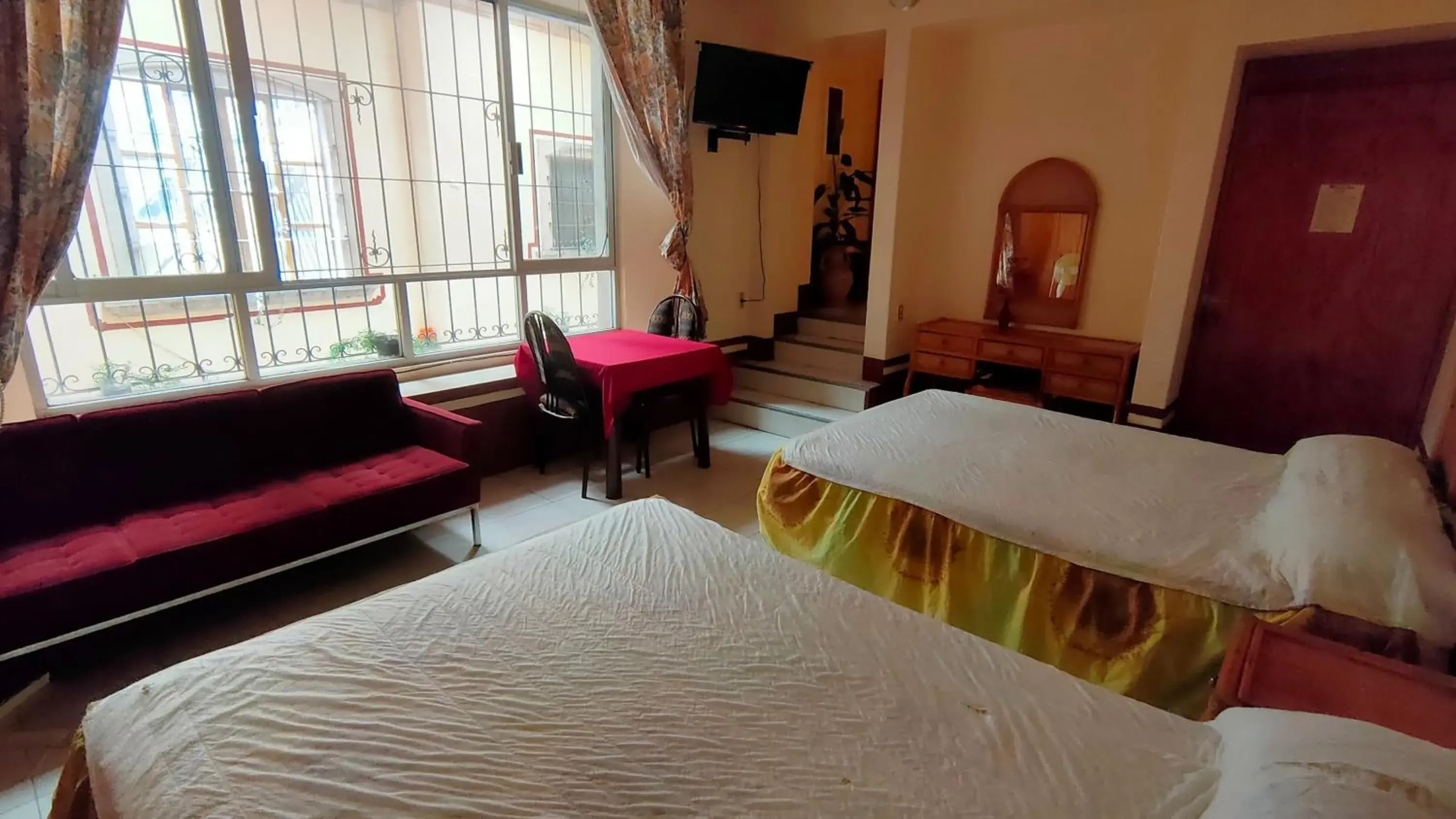 Bedroom in OYO Posada Santa Cecilia, Jerez Zacatecas Bedroom in OYO Posada Santa Cecilia, Jerez Zacatecas