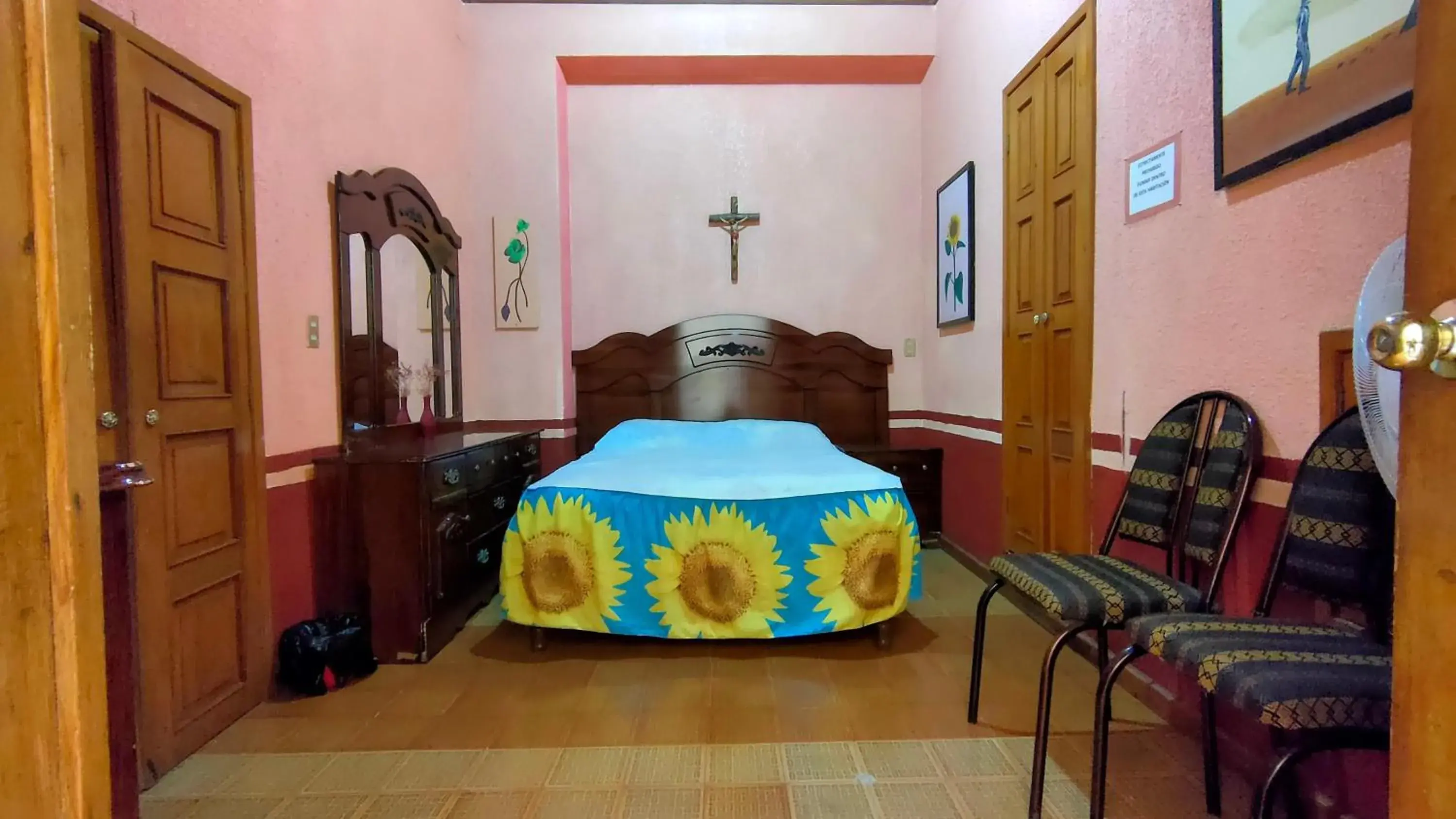 Bedroom in OYO Posada Santa Cecilia, Jerez Zacatecas Bedroom in OYO Posada Santa Cecilia, Jerez Zacatecas