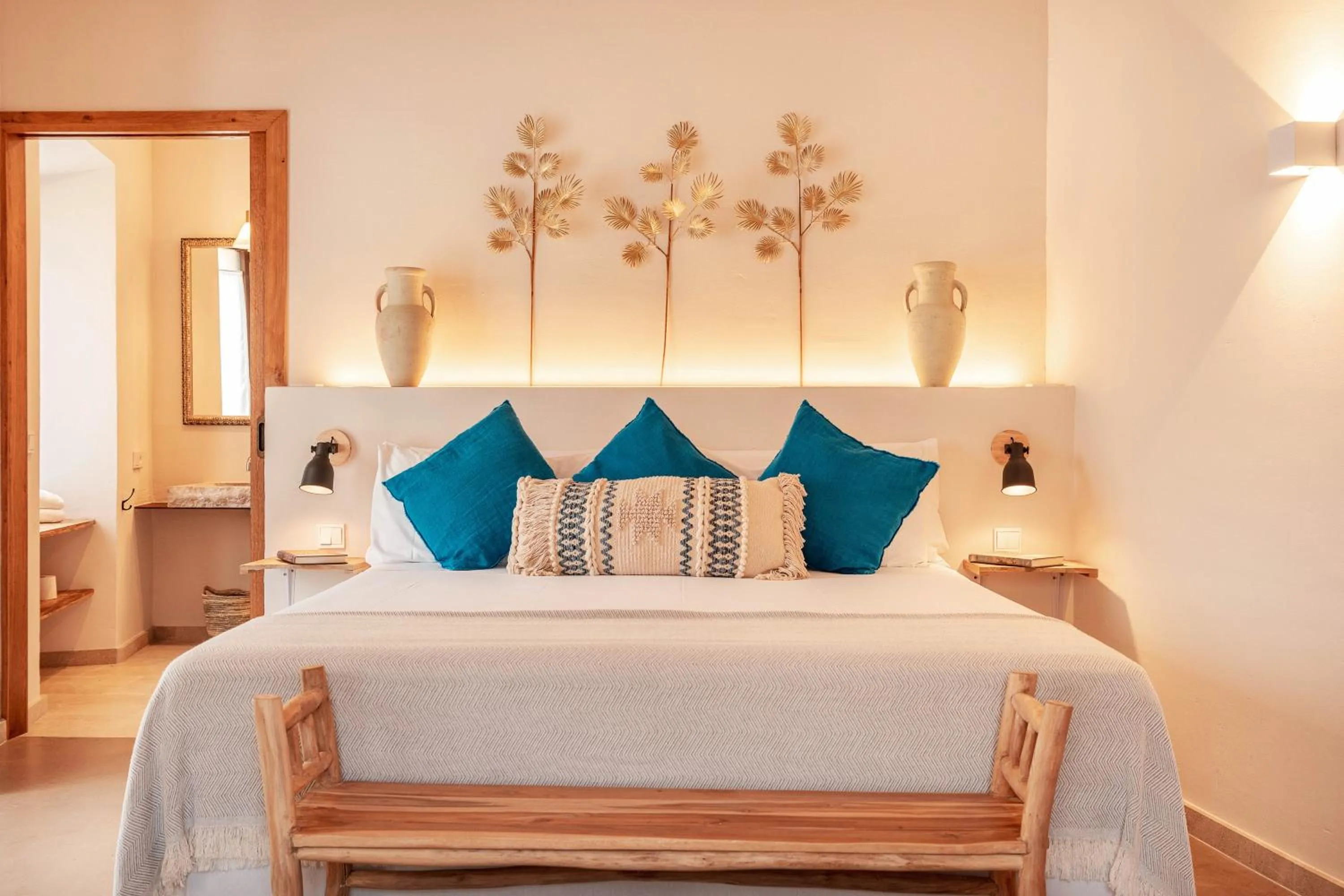 Bed in Ōrigins Hotel Boutique - Adults Only