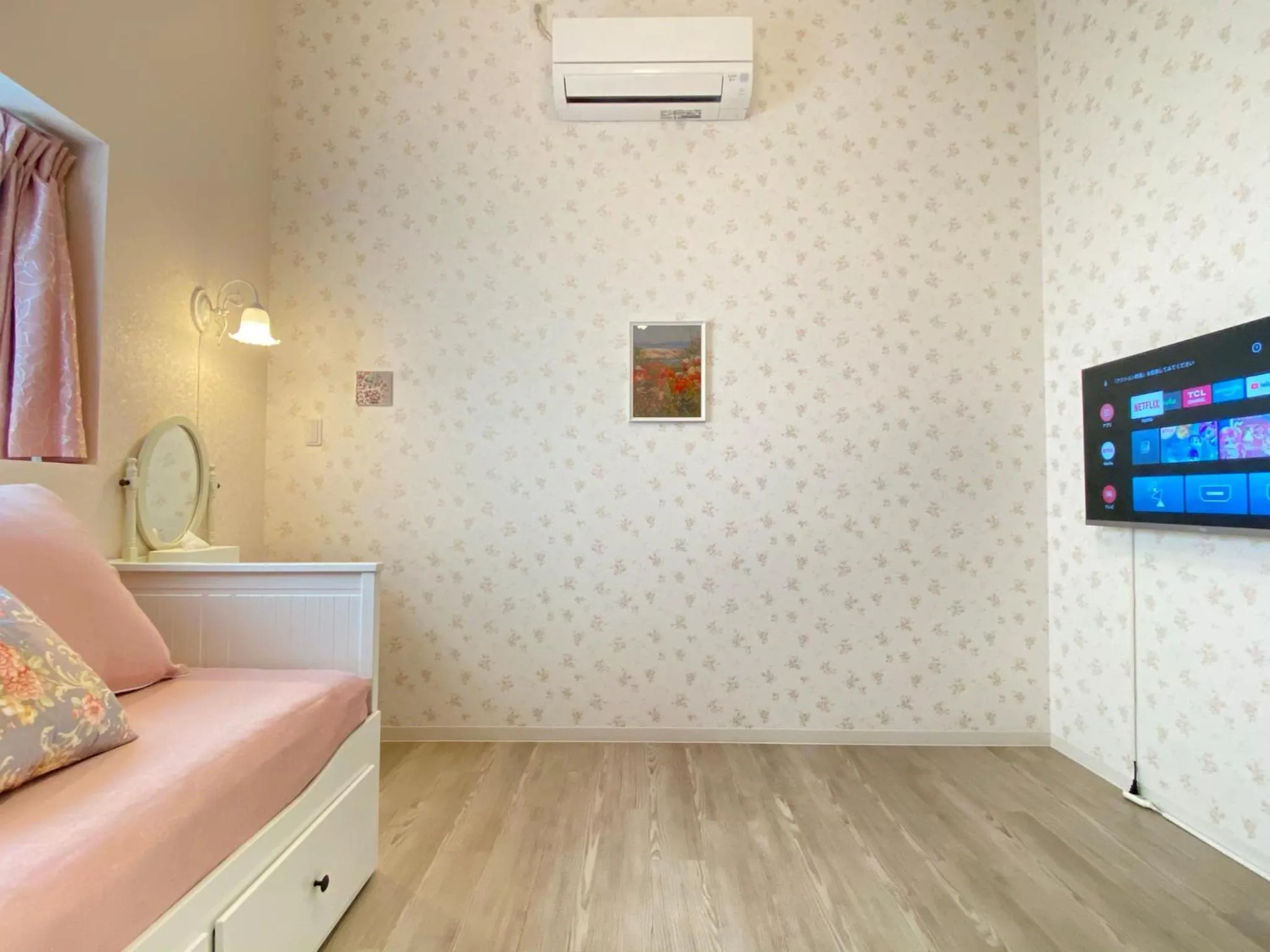 K.K.House in Osaka（まるまる一棟貸し切り）