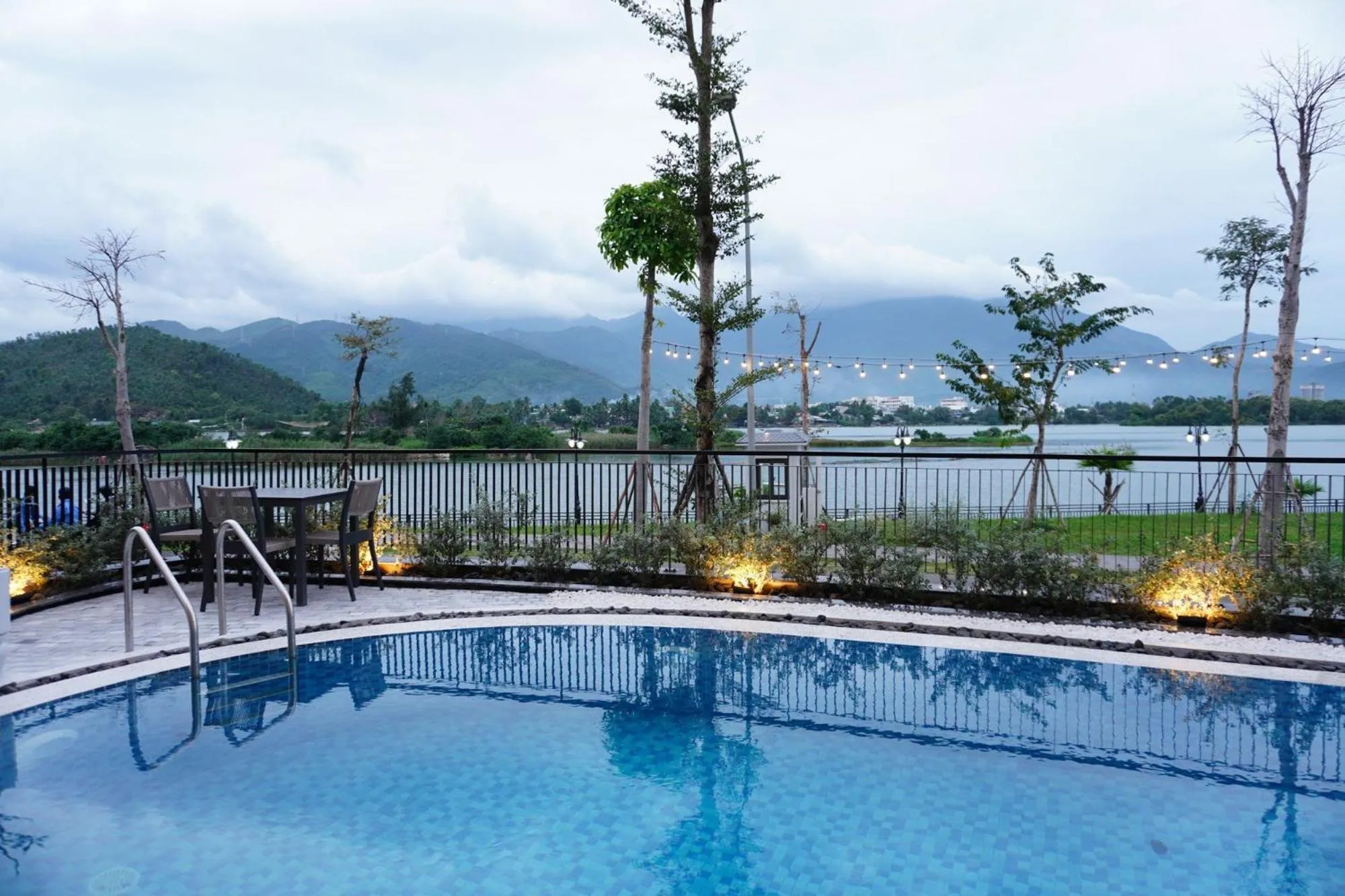 Swimming pool in Cami Riverside Resort Da Nang