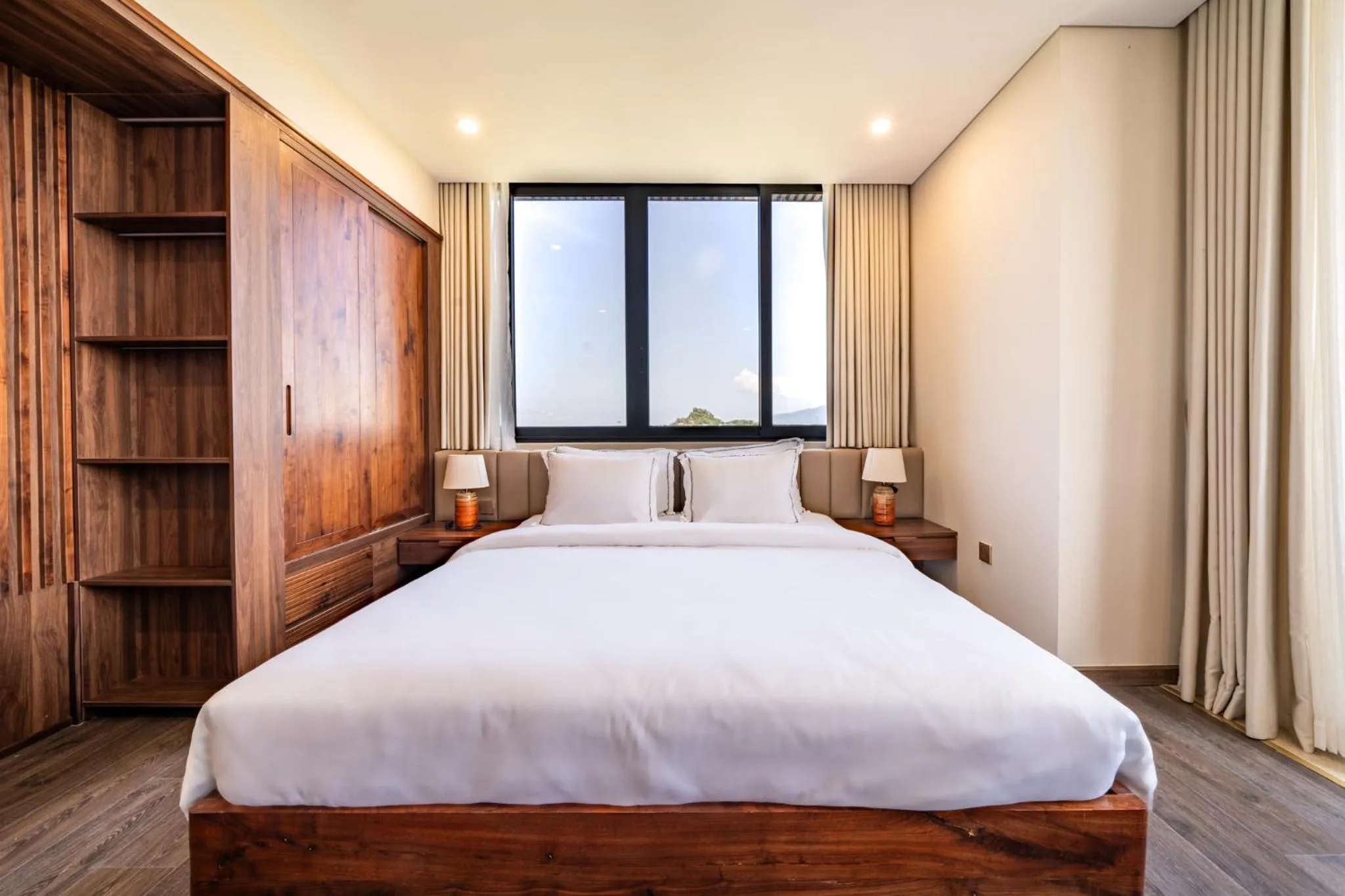 Bed in Cami Riverside Resort Da Nang