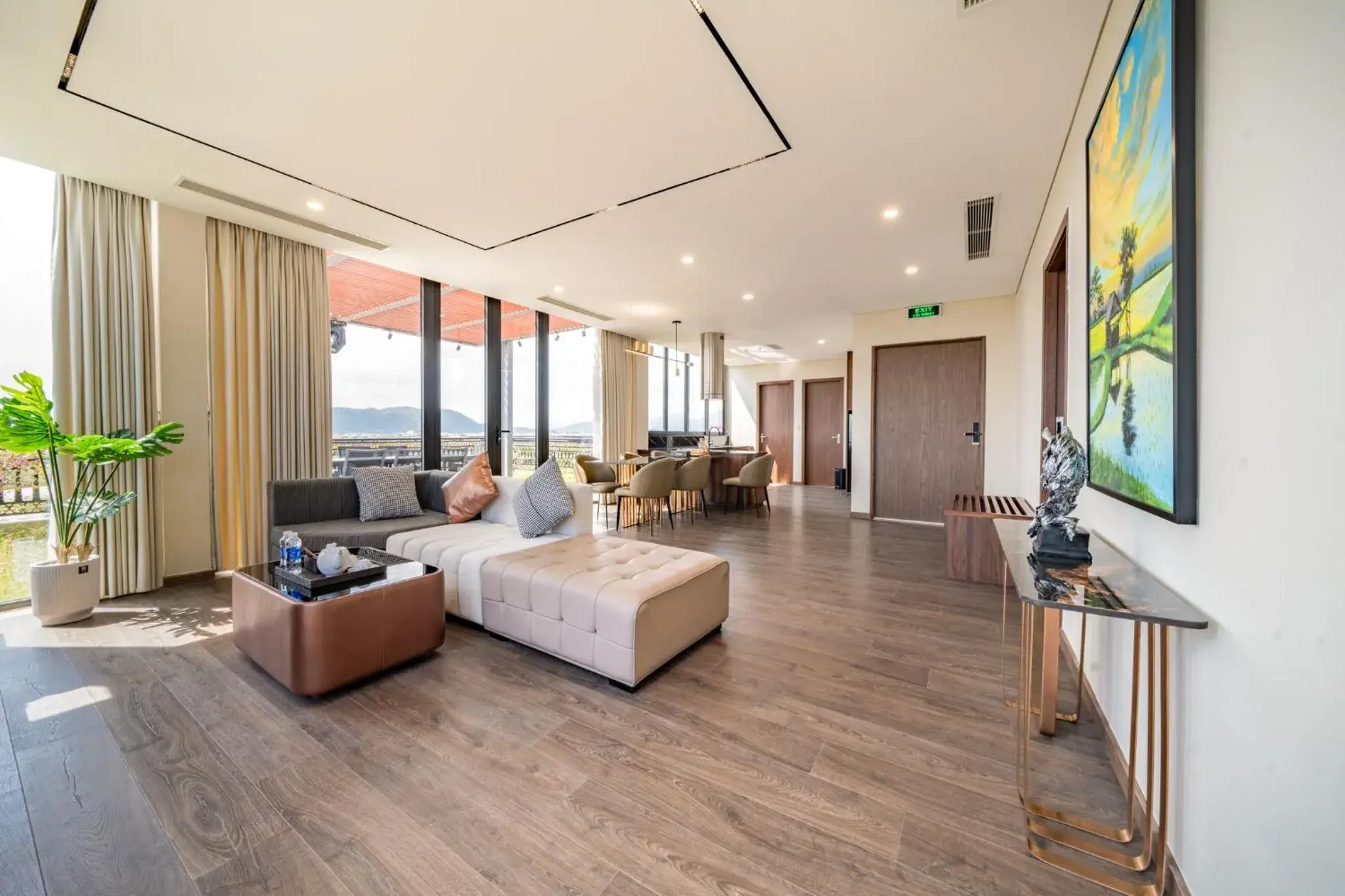 Two-Bedroom Villa in Cami Riverside Resort Da Nang Two-Bedroom Villa in Cami Riverside Resort Da Nang