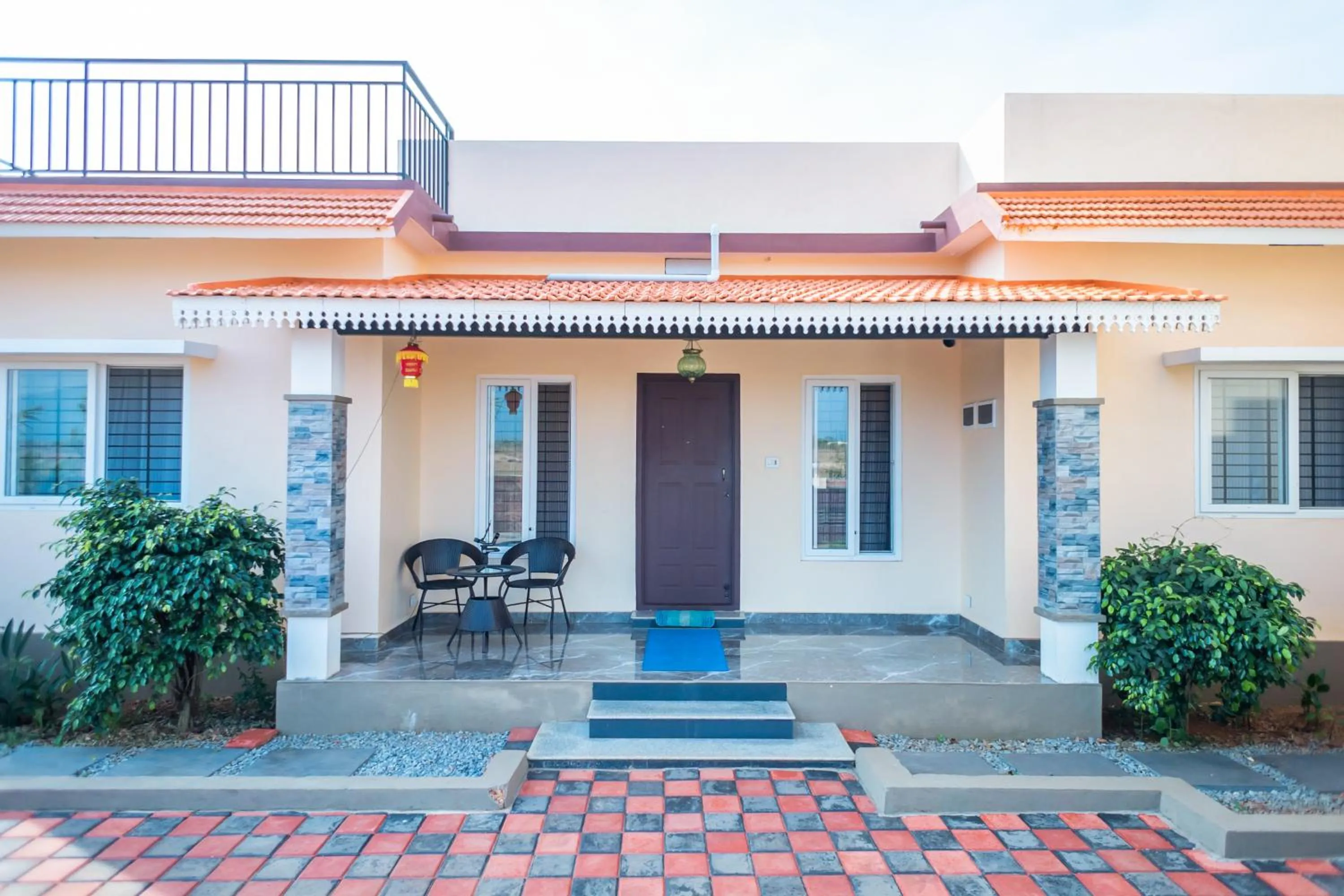 Property building in Coastal Pearl Home Stay, Private Rooms & Villas Murudeshwar