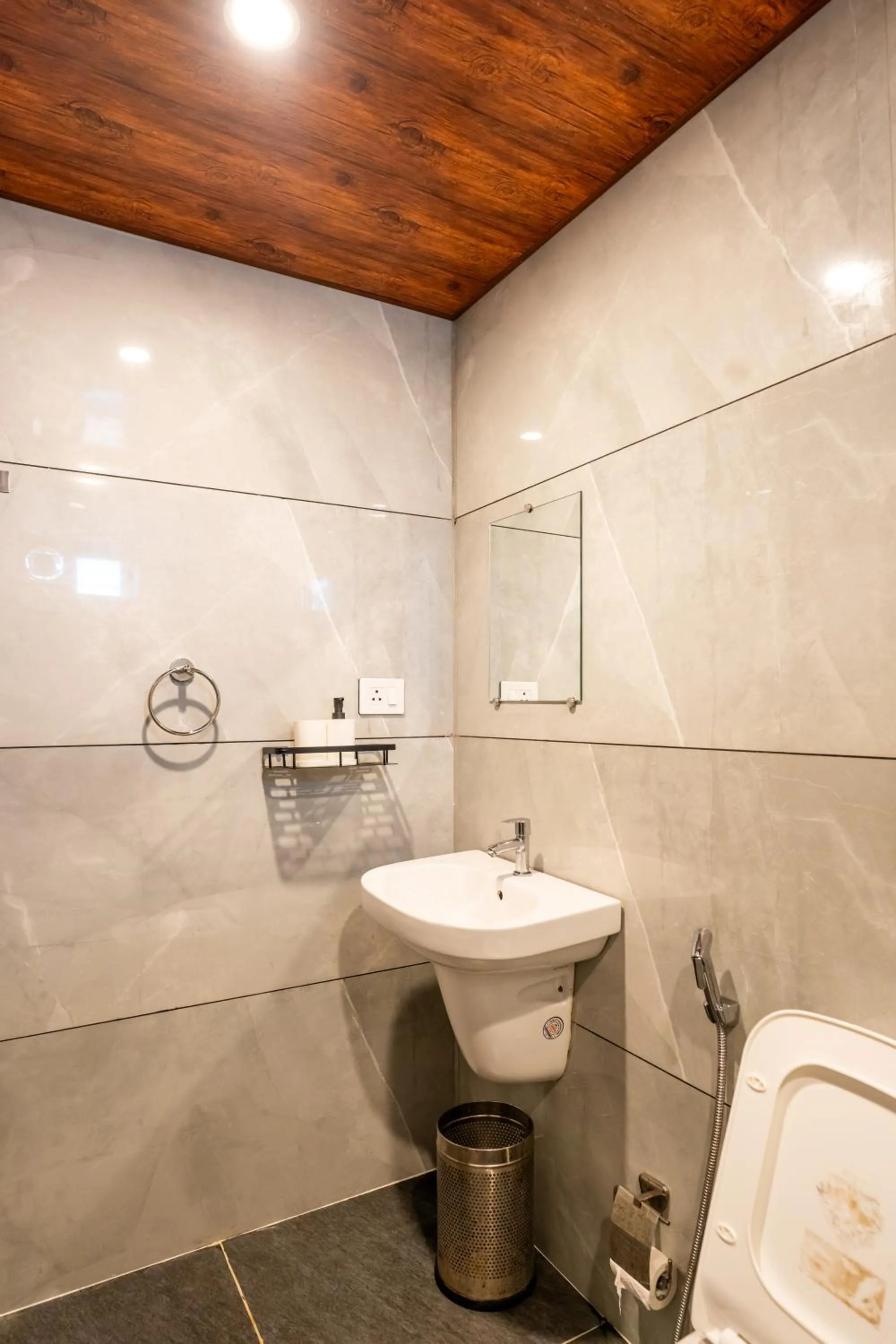 Coastal Pearl Home Stay, Private Rooms & Villas Murudeshwar