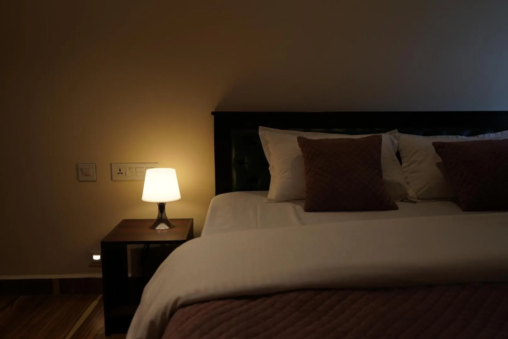 Bed in Coastal Pearl Home Stay, Private Rooms & Villas Murudeshwar