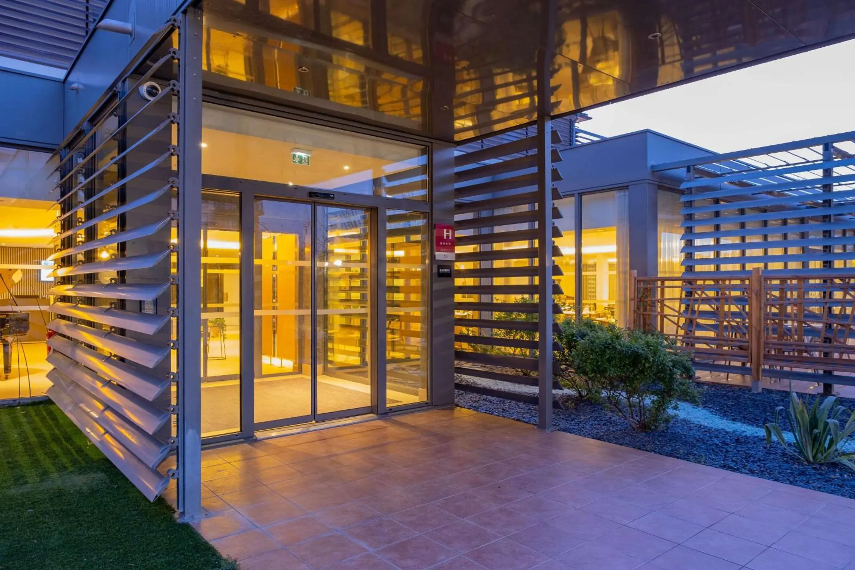 Property building in Zenitude Hotel la Valadière, an Ascend Collection Hotel Property building in Zenitude Hotel la Valadière, an Ascend Collection Hotel